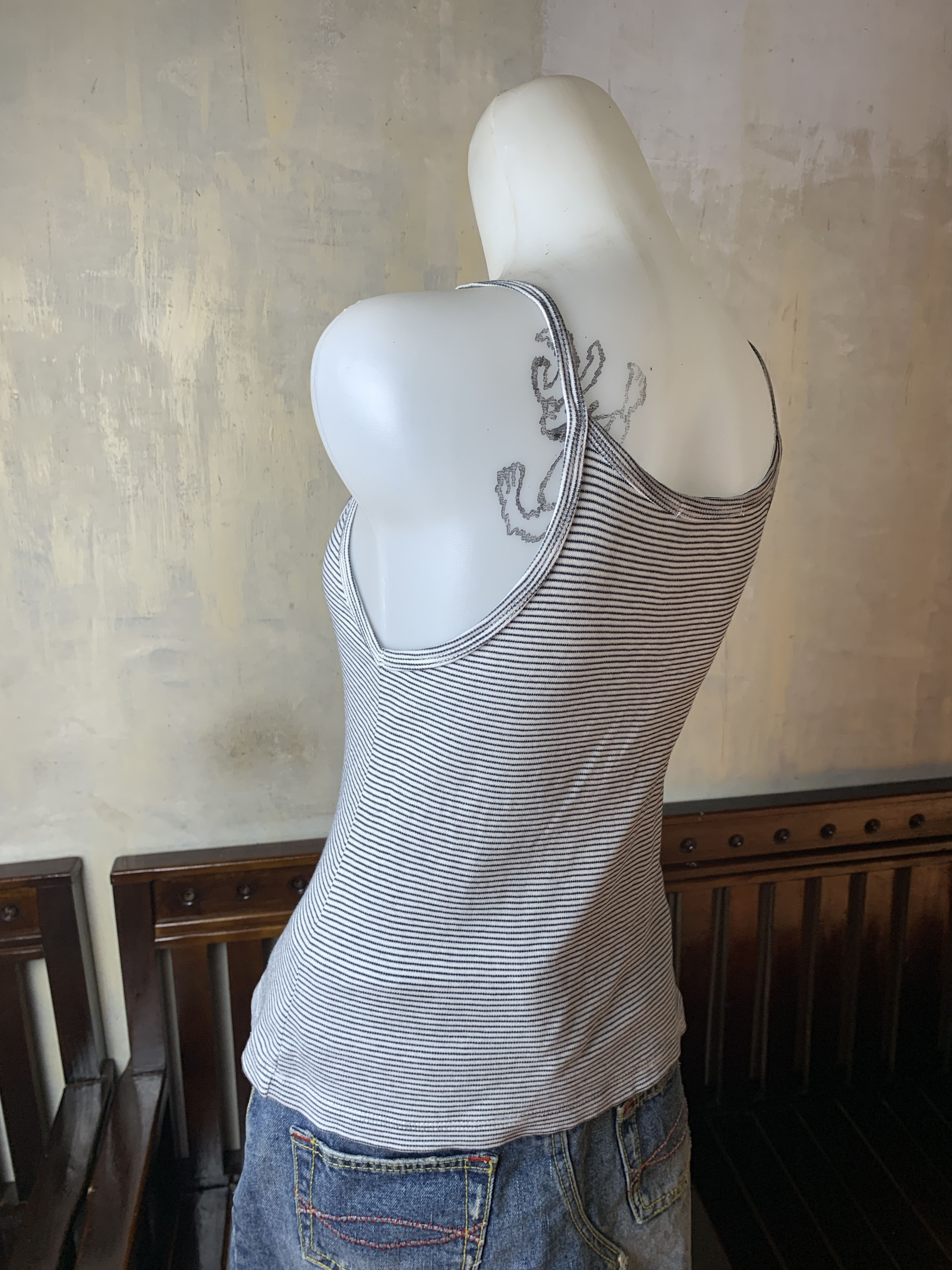Brandy Melville Brandy Melville Basic Stripes Tank Top (M) Size M / US 6-8 / IT 42-44 - 3 Thumbnail