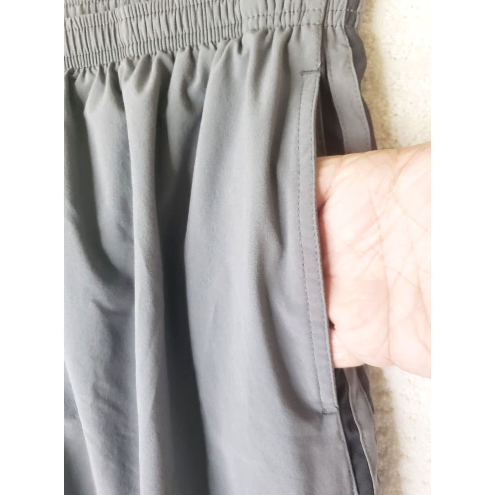 Nike Nike Men’s Flex Stride 9” Brief Lined Running Shorts Gray Size M Size US 31 - 4 Thumbnail