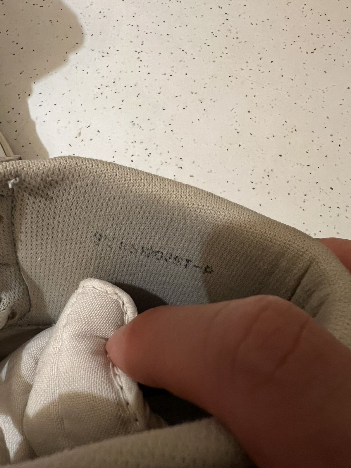 Nike 1985 Jordan 1 Neutral/Natural Grey Size US 9.5 / EU 42-43 - 3 Thumbnail