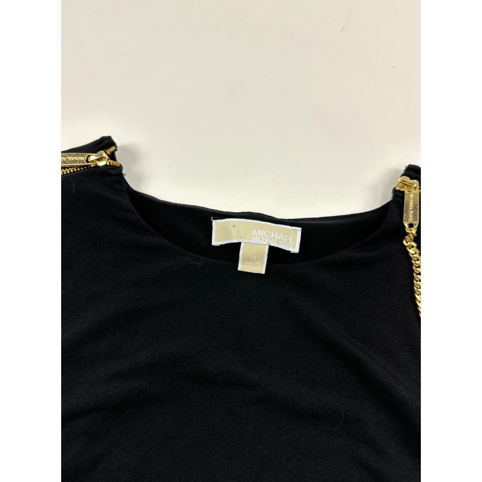 Michael Kors Michael Kors Top Womens 1X Black Sleeveless Tank Tunic Zip Round Neck Chiffon Layered Double Shoulder Polyester Machine Washable Casual 90s? Size XL / US 12-14 / IT 48-50 - 3 Thumbnail