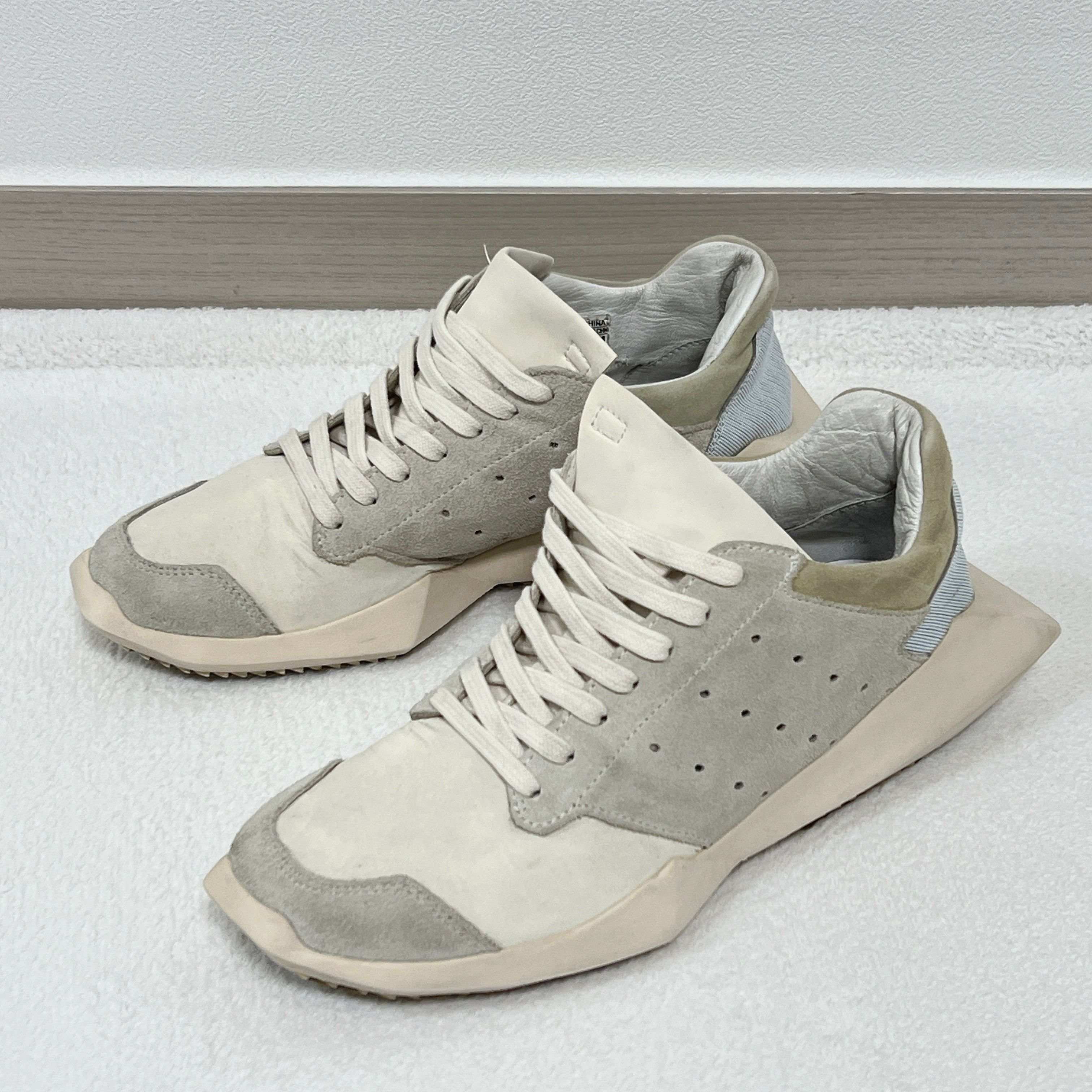 adidas gazelle silver green womens Rick Owens x Adidas 'Vicious' Black Leather Tech Runners.  Alex Maxamenko