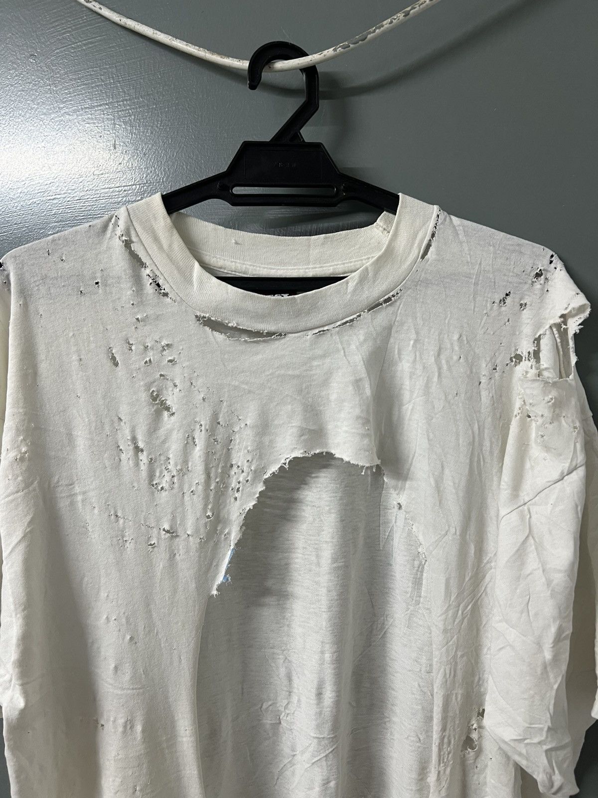 Vintage VINTAGE THRASHED FADED WHITE PLAIN PAPER THIN ERD GRUNGE Size US XL / EU 56 / 4 - 2 Thumbnail