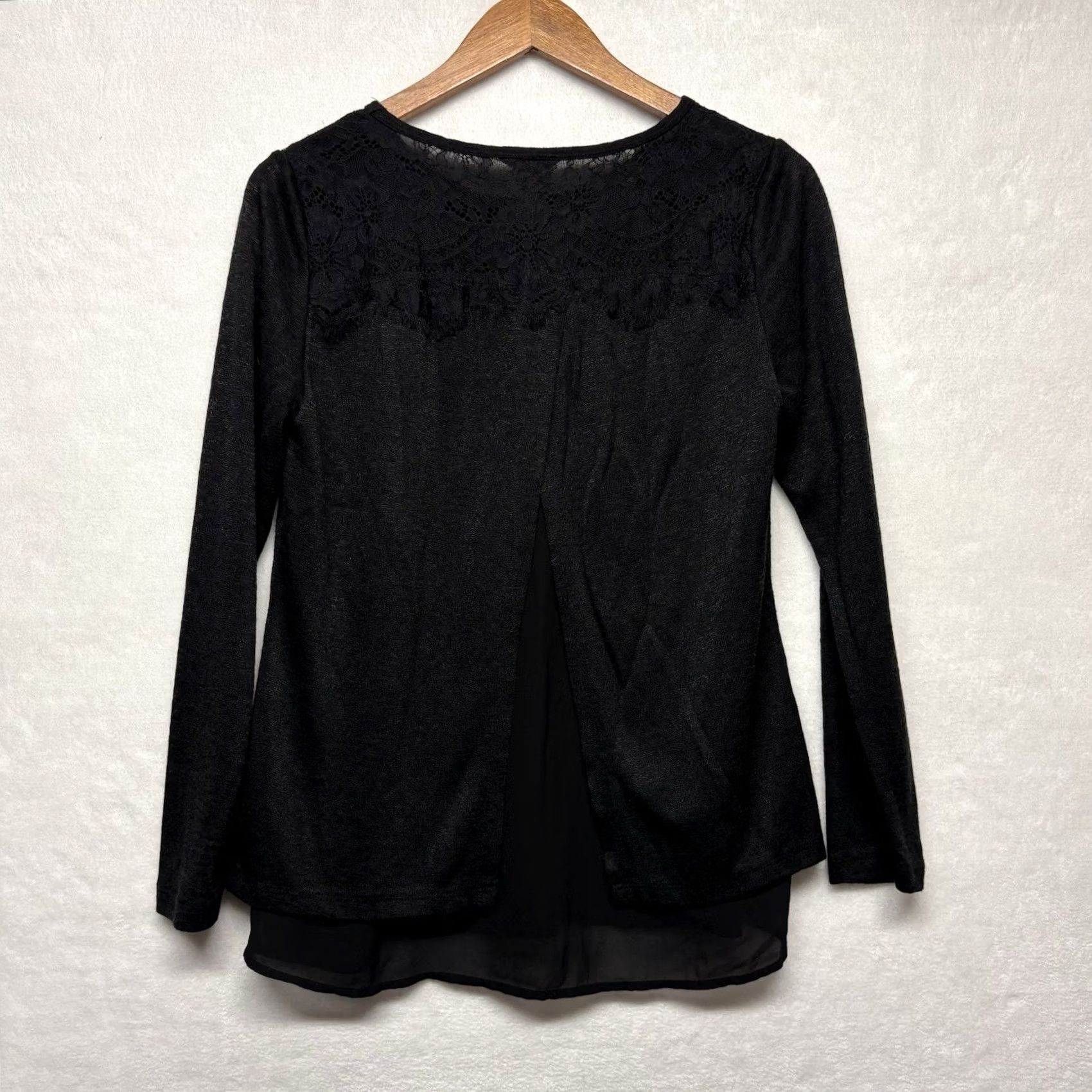 Anthropologie VINTAGE Anthropologie ADIVA Black Lace Detail Split Back Hi Lo Long Sleeve Blouse M Size M / US 6-8 / IT 42-44 - 2 Thumbnail