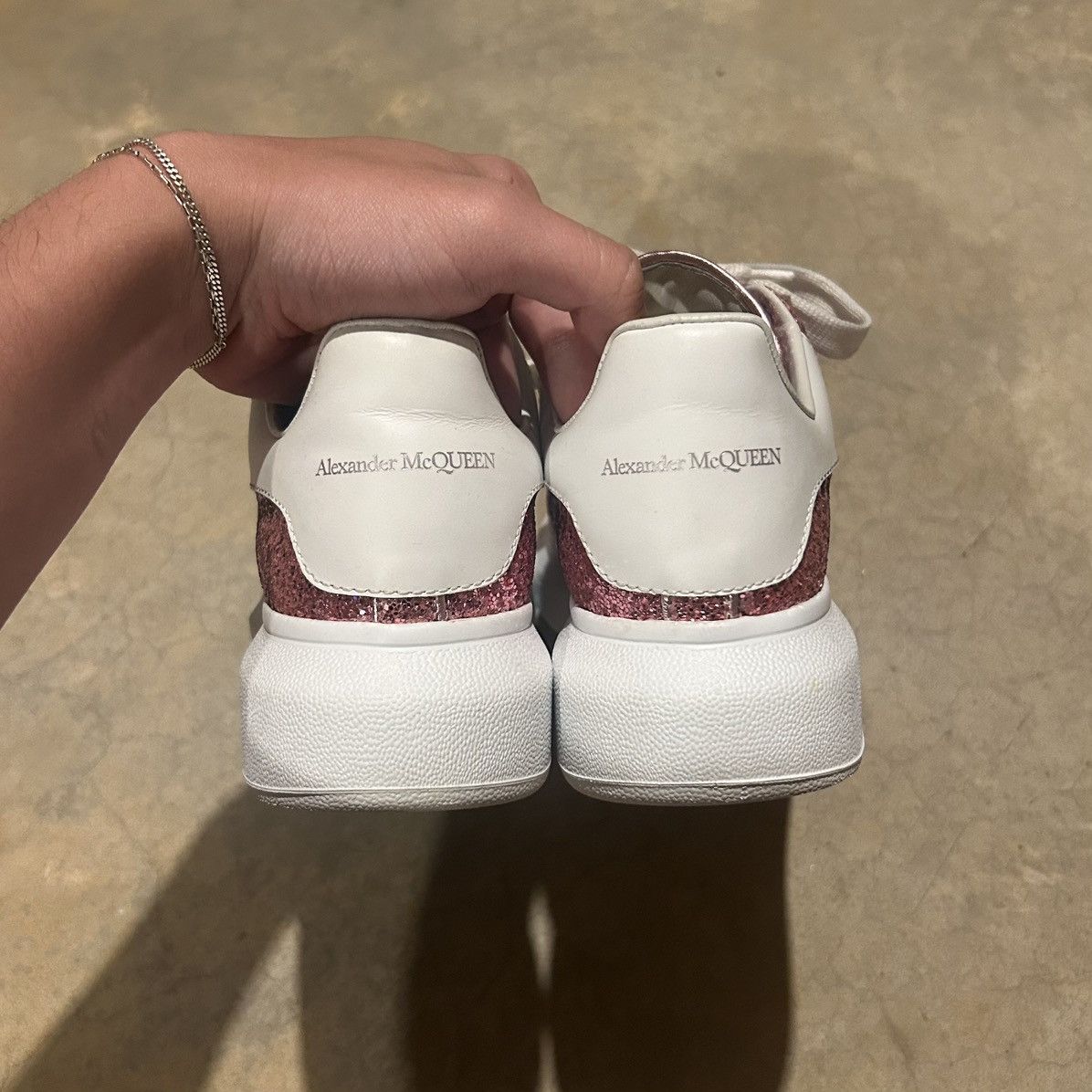 Alexander McQueen × Designer Alexander McQueen Pink Rose Glitter Oversized Sneakers US 5 Size US 5 / EU 37 - 7 Thumbnail