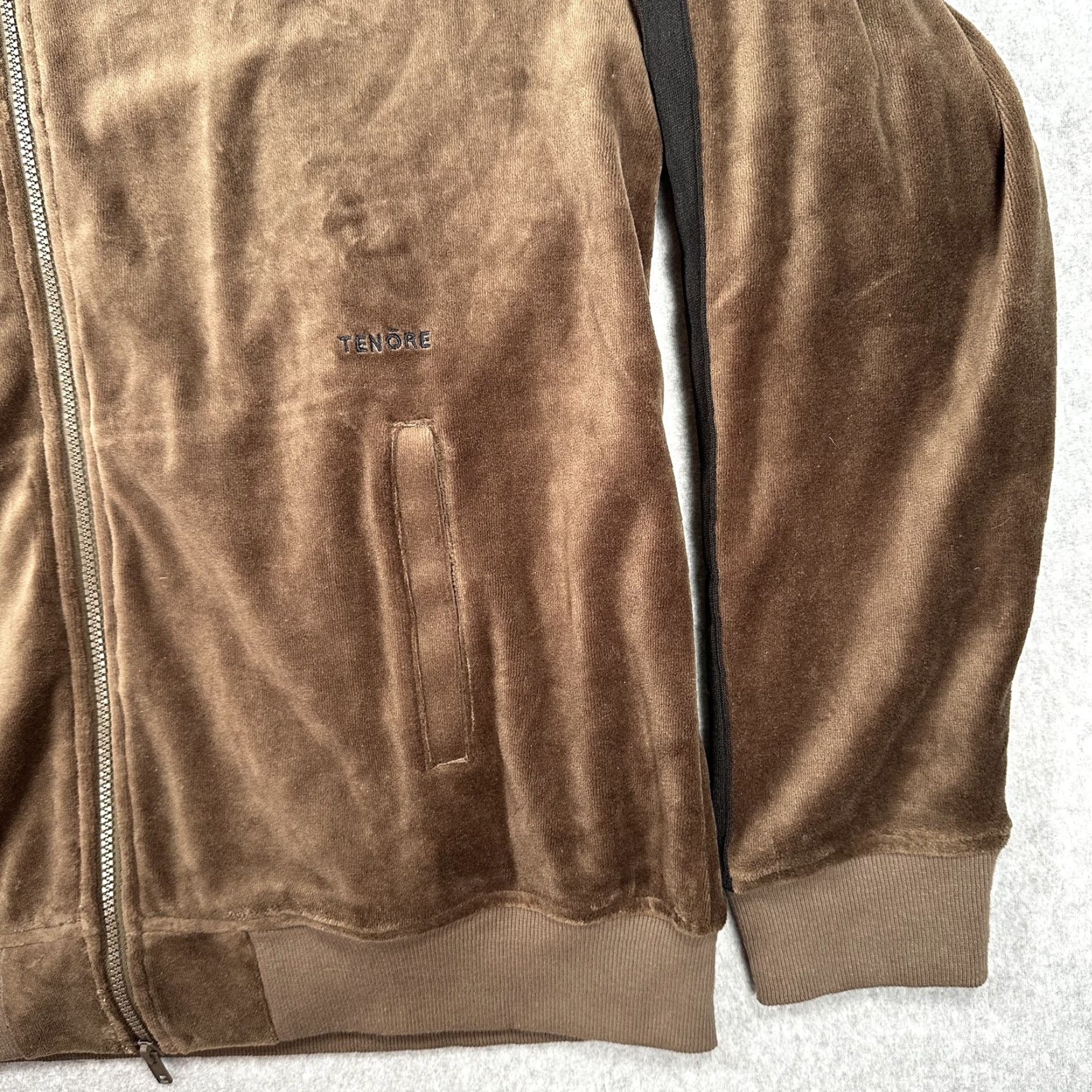 Velour Tenore Jacket Mens Large Brown Velour Full Zip Black Stripe Retro Track Suit Top Size 42R - 6 Thumbnail
