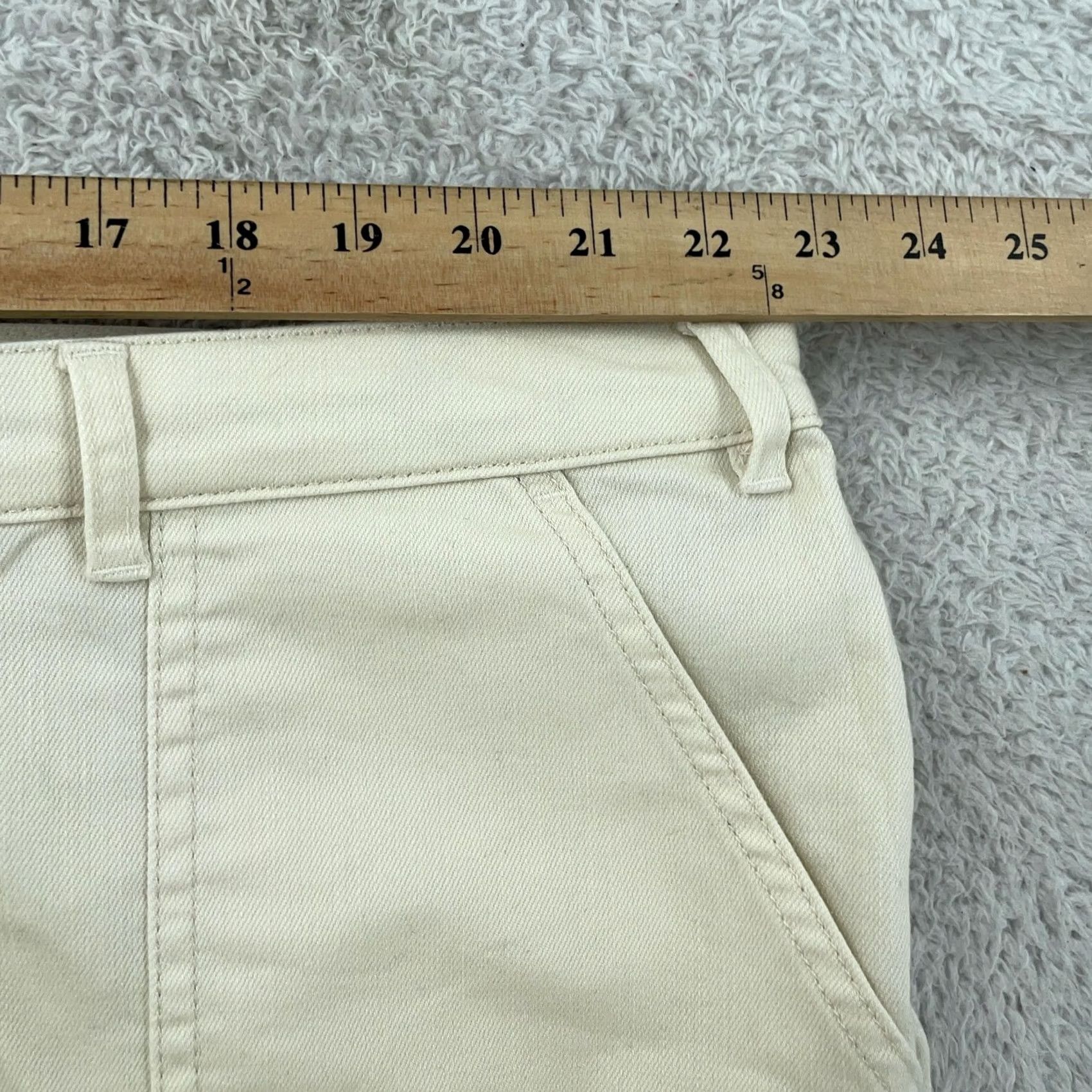 Vintage AnyBody Pants Womens 24W Ivory Capri Cropped Front Pockets Side Slits 46x24 Size 42" / US 20 - 6 Thumbnail