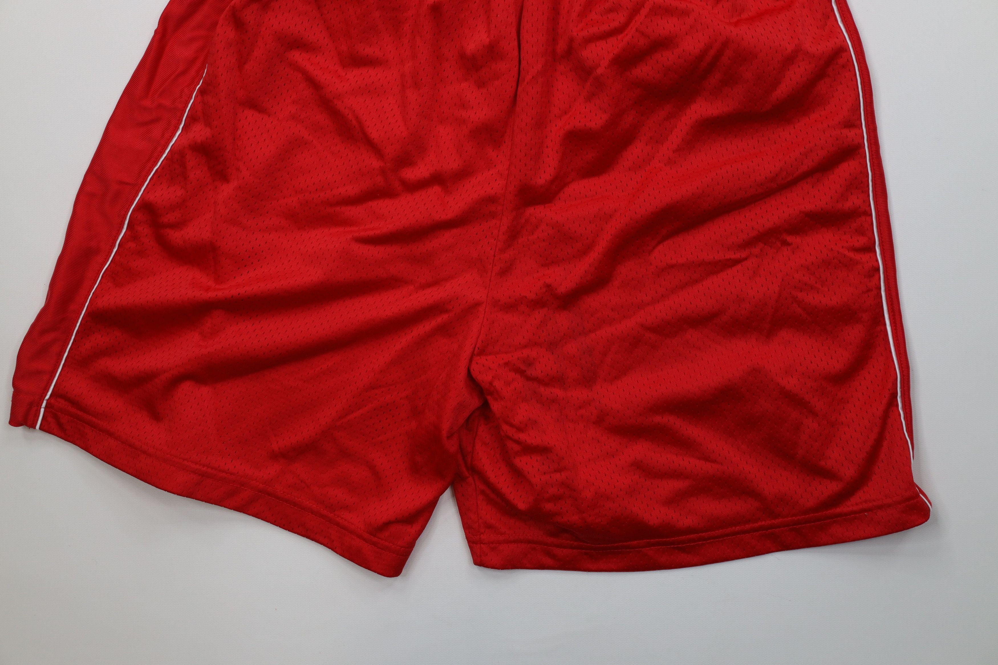 Champion Vintage 90s Champion Heavyweight Mesh Gym Basketball Shorts Size US 34 / EU 50 - 11 Thumbnail