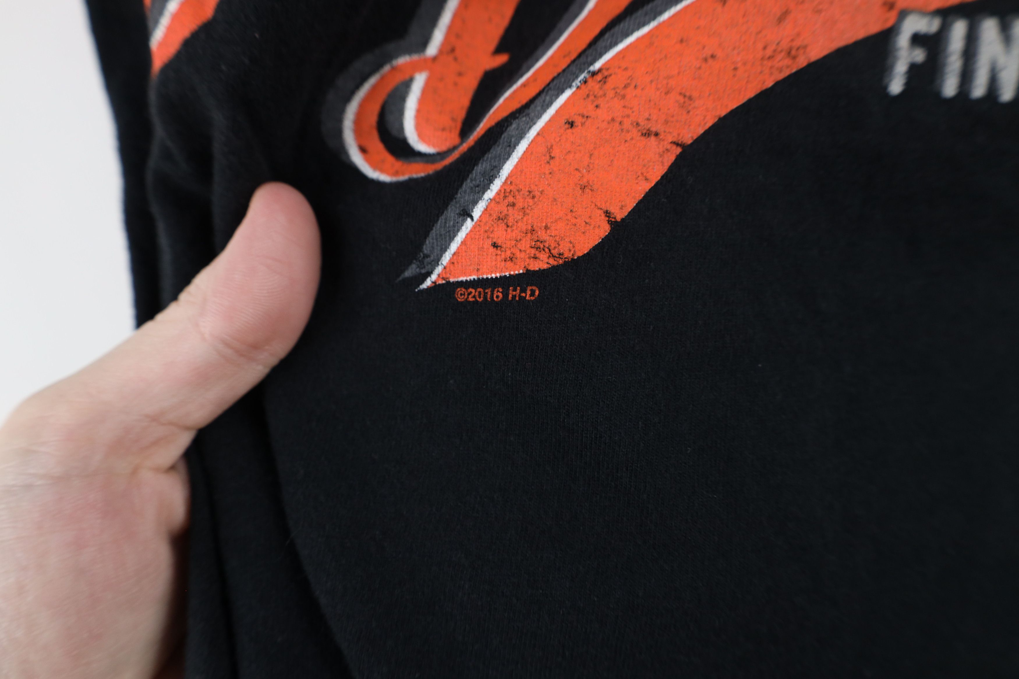 Harley Davidson × Vintage Vintage Y2K Harley Davidson Spell Script Mesh V-Neck T-Shirt Size M / US 6-8 / IT 42-44 - 5 Thumbnail