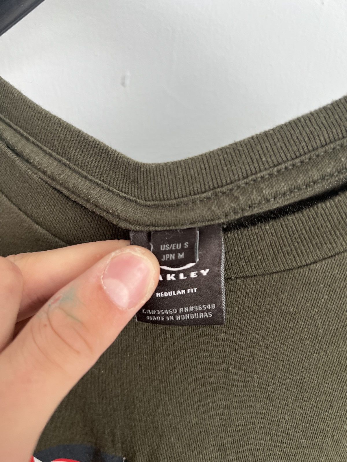 Oakley Vintage 2000’s Oakley T Shirt Center Logo Gorpcore Size US S / EU 44-46 / 1 - 3 Thumbnail