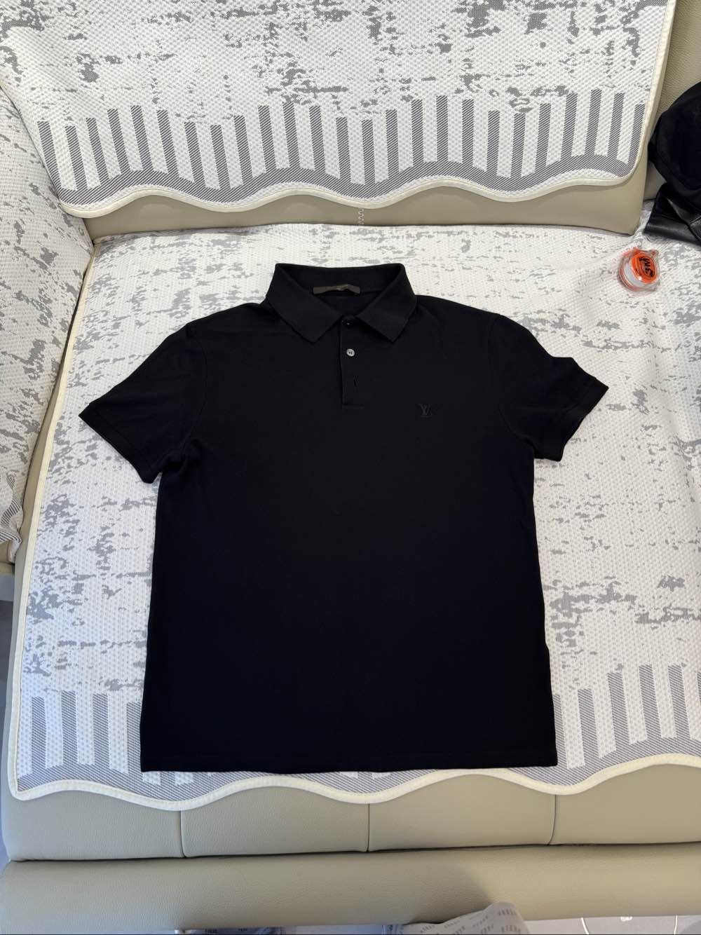 Louis Vuitton Louis Vuitton Black Polo Shirt Size S Size US S / EU 44-46 / 1 - 1 Thumbnail