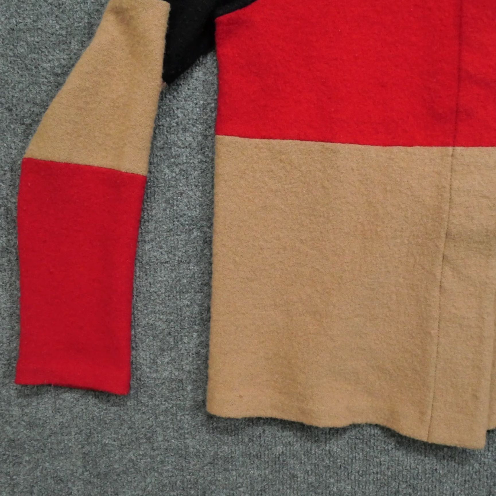 Karl Lagerfeld VINTAGE Karl Lagerfeld Sweater Womens Small Red Tan Black Cardigan Jacket Wool Blend Size S / US 4 / IT 40 - 2 Thumbnail