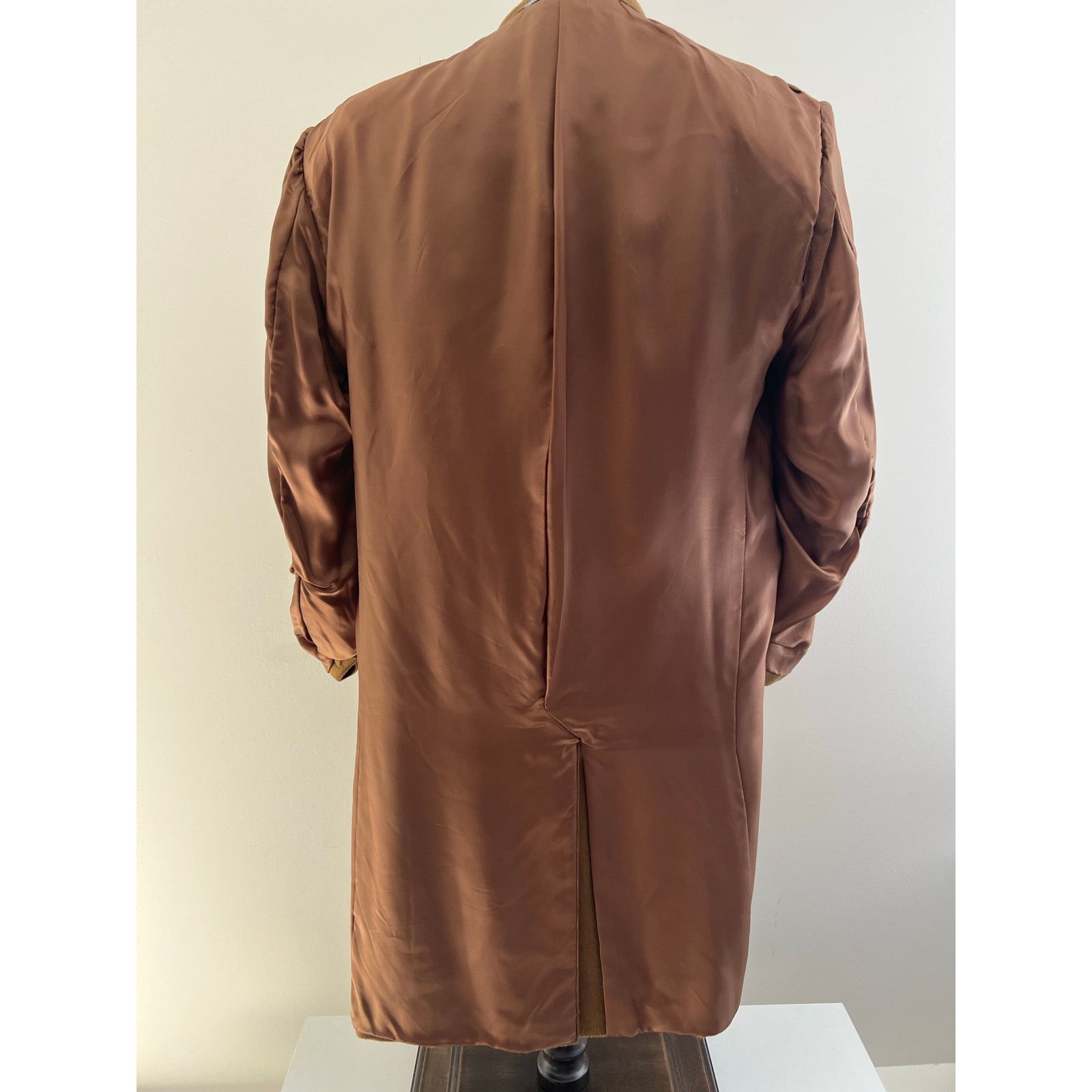 Hickey Freeman Hickey Freeman 3 Button Long Overcoat Vicuña Color Size 40 Size US S / EU 44-46 / 1 - 18 Thumbnail