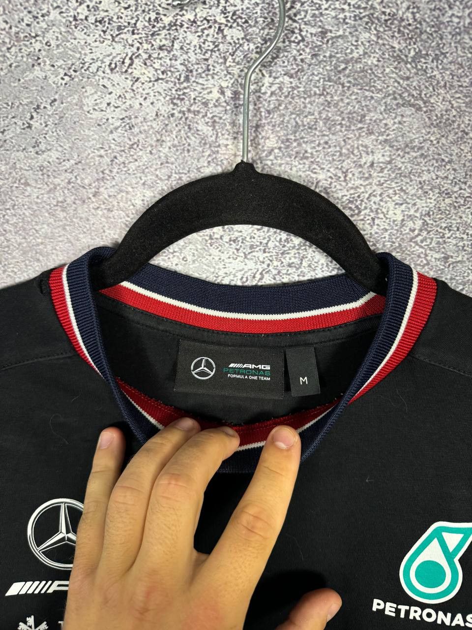 Mercedes-Benz Mercedes F1 Petronas Team 2022 Formula 1 Jersey Size US M / EU 48-50 / 2 - 5 Thumbnail
