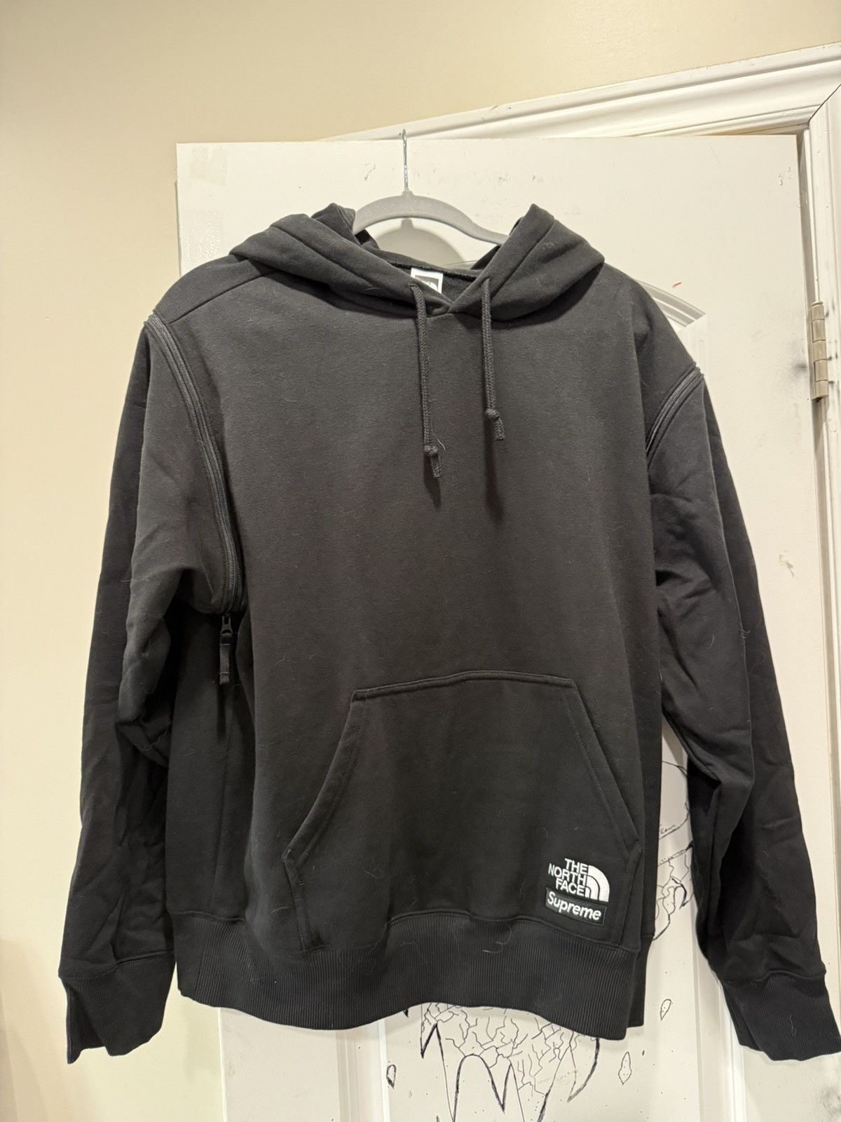Supreme × The North Face Supreme x The North Face Convertible Hoodie - Black (SS23) Size US M / EU 48-50 / 2 - 1 Thumbnail