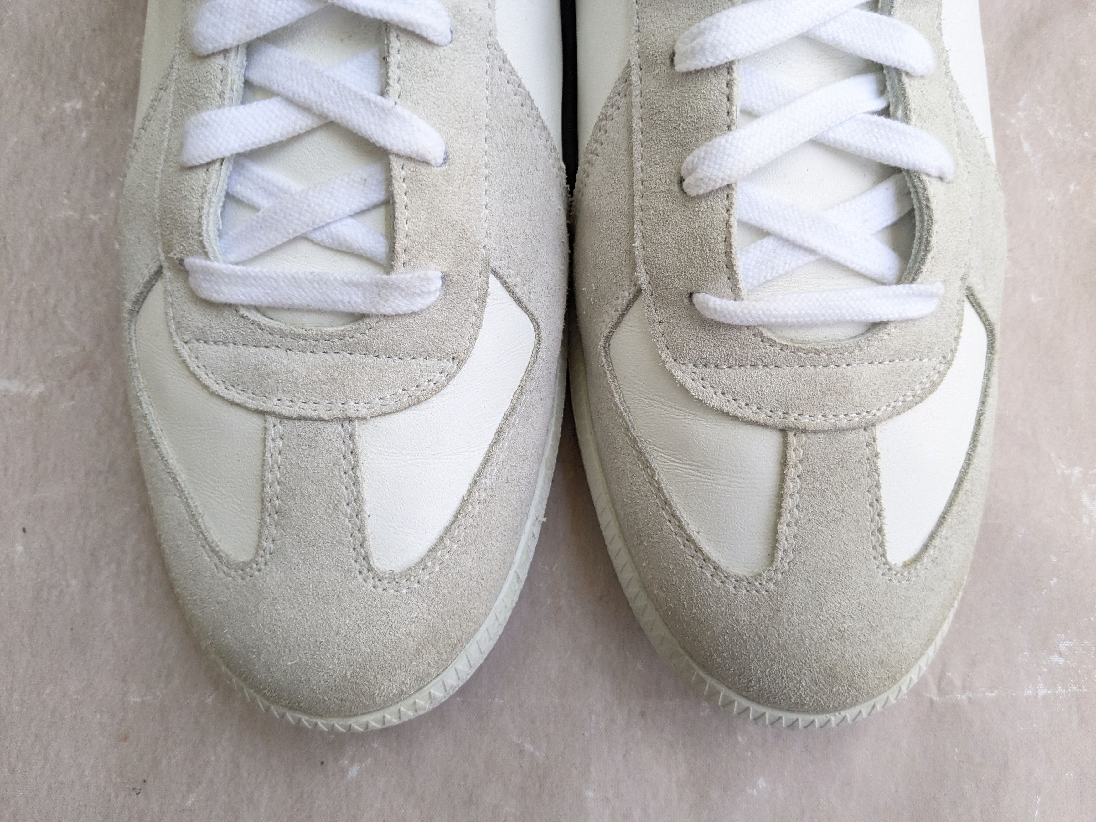 Maison Margiela Maison Margiela GAT Replica White 13.5 46.5 Low Tops Size US 13 / EU 46 - 2 Thumbnail