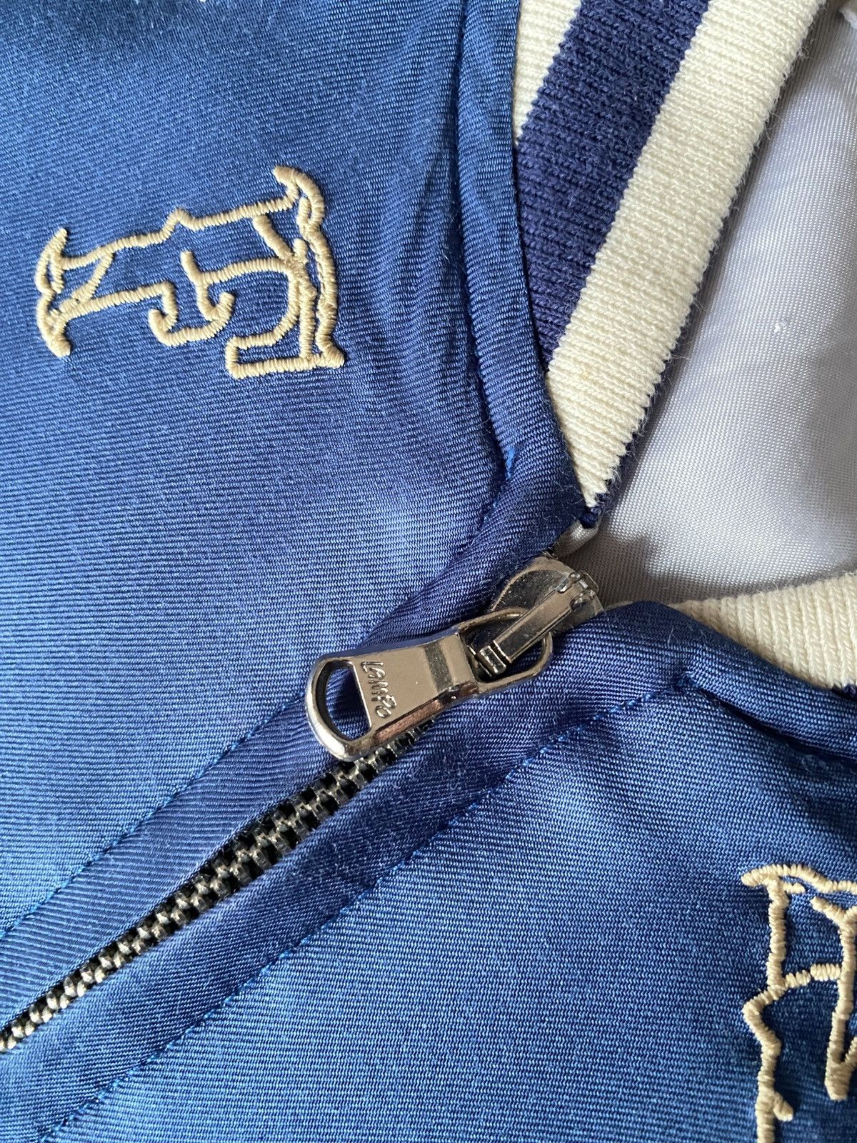 Japanese Brand Rare Vintage Sukajan Souvenir Jacket Blue / Silver Size US M / EU 48-50 / 2 - 13 Thumbnail