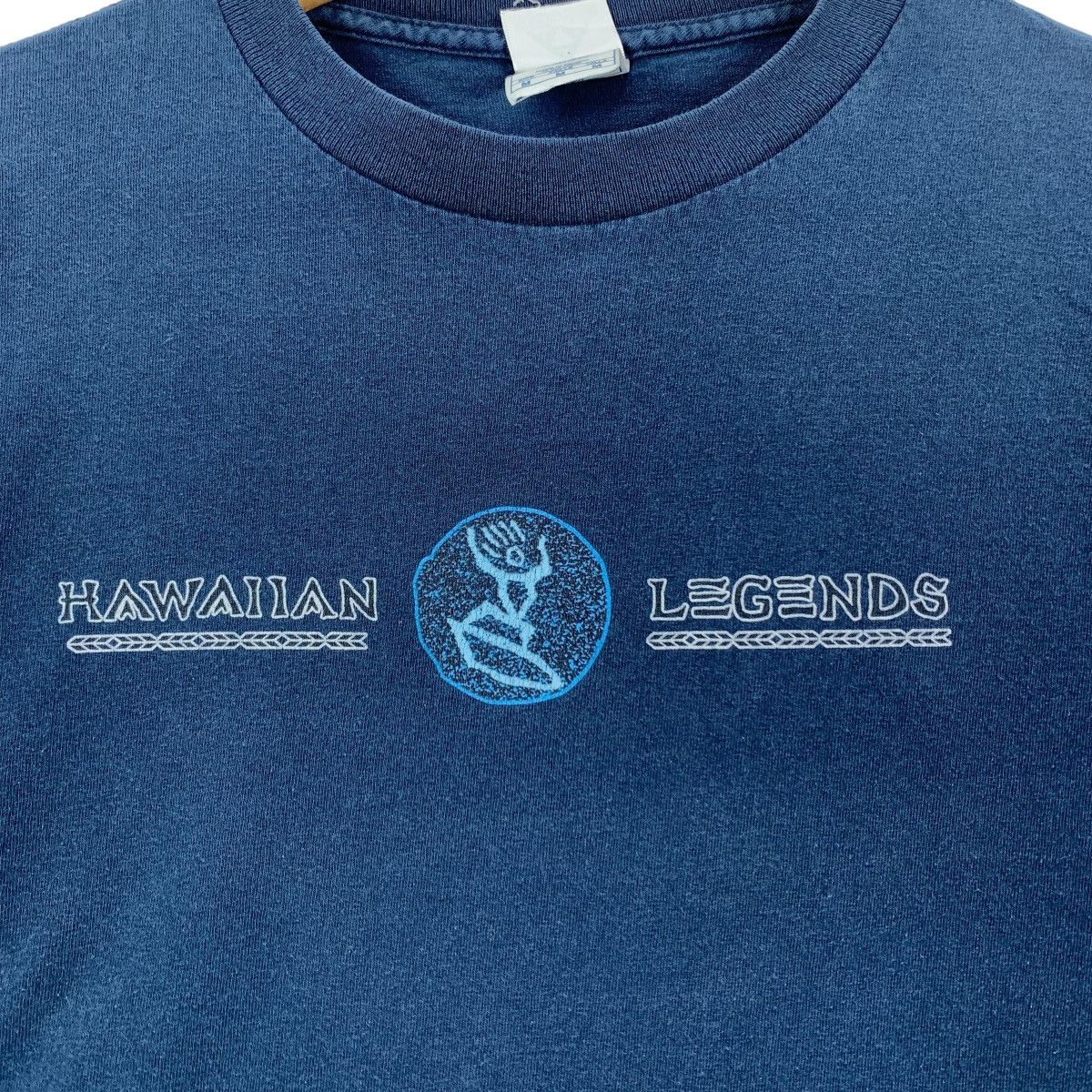 Vintage Vintage HAWAIIAN LEGENDS SURF Surfing Back Hit Usa Shirt Size US M / EU 48-50 / 2 - 6 Thumbnail