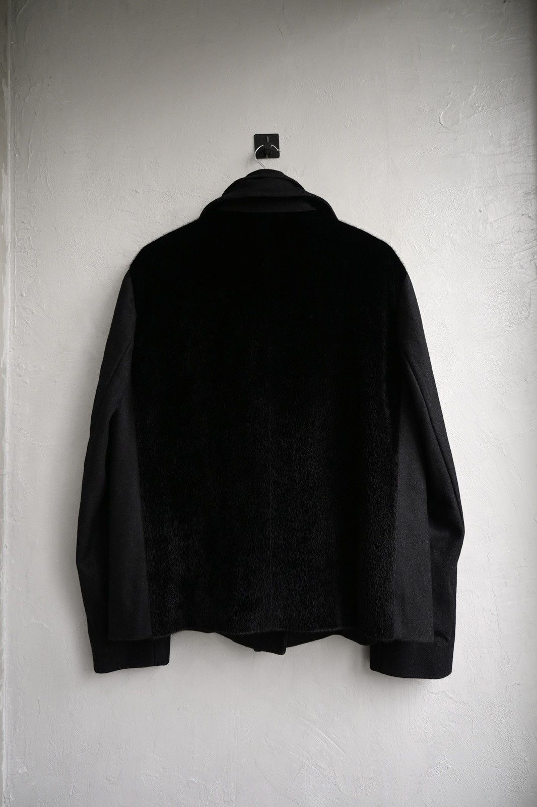 Emporio Armani Emporio Armani FW14 pony hair detachable collar crop jacket Size US L / EU 52-54 / 3 - 17 Thumbnail