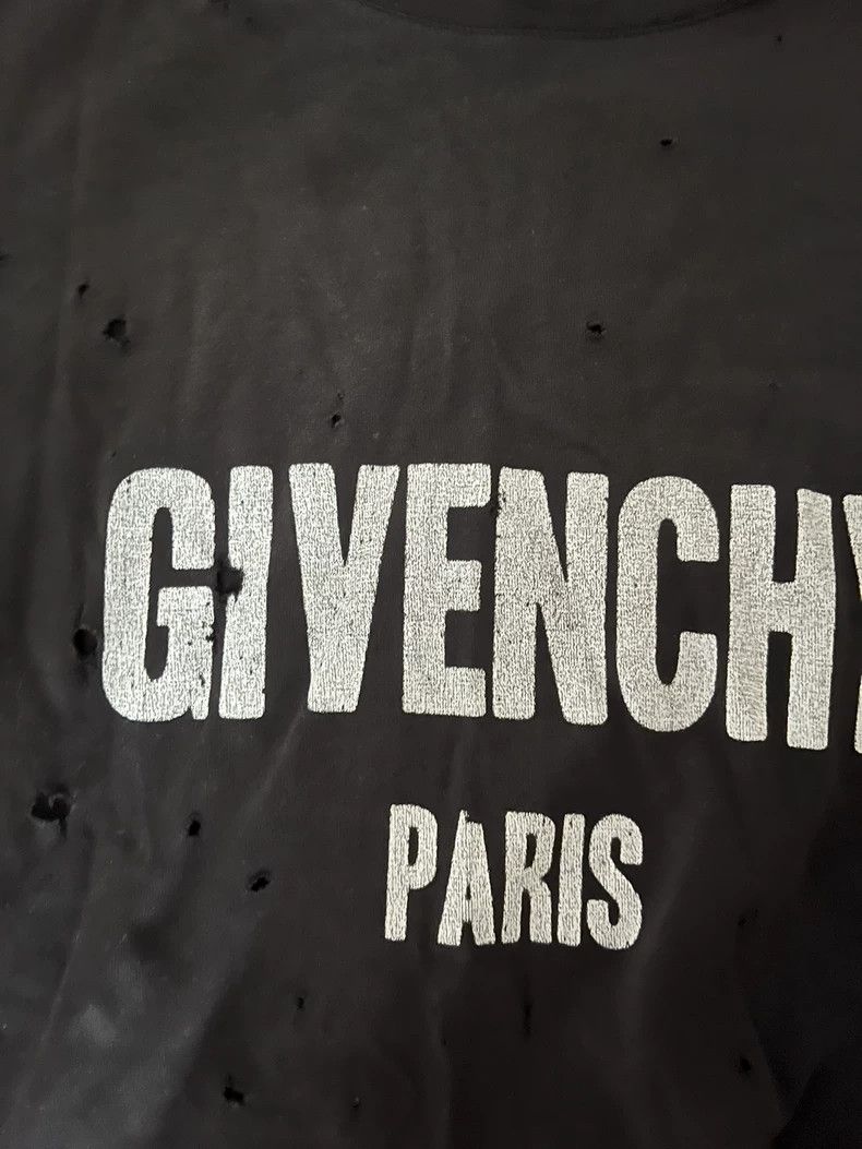 Givenchy Givenchy GVC Short-Sleeved Ripped T-Shirt Size US XXS / EU 40 - 4 Thumbnail