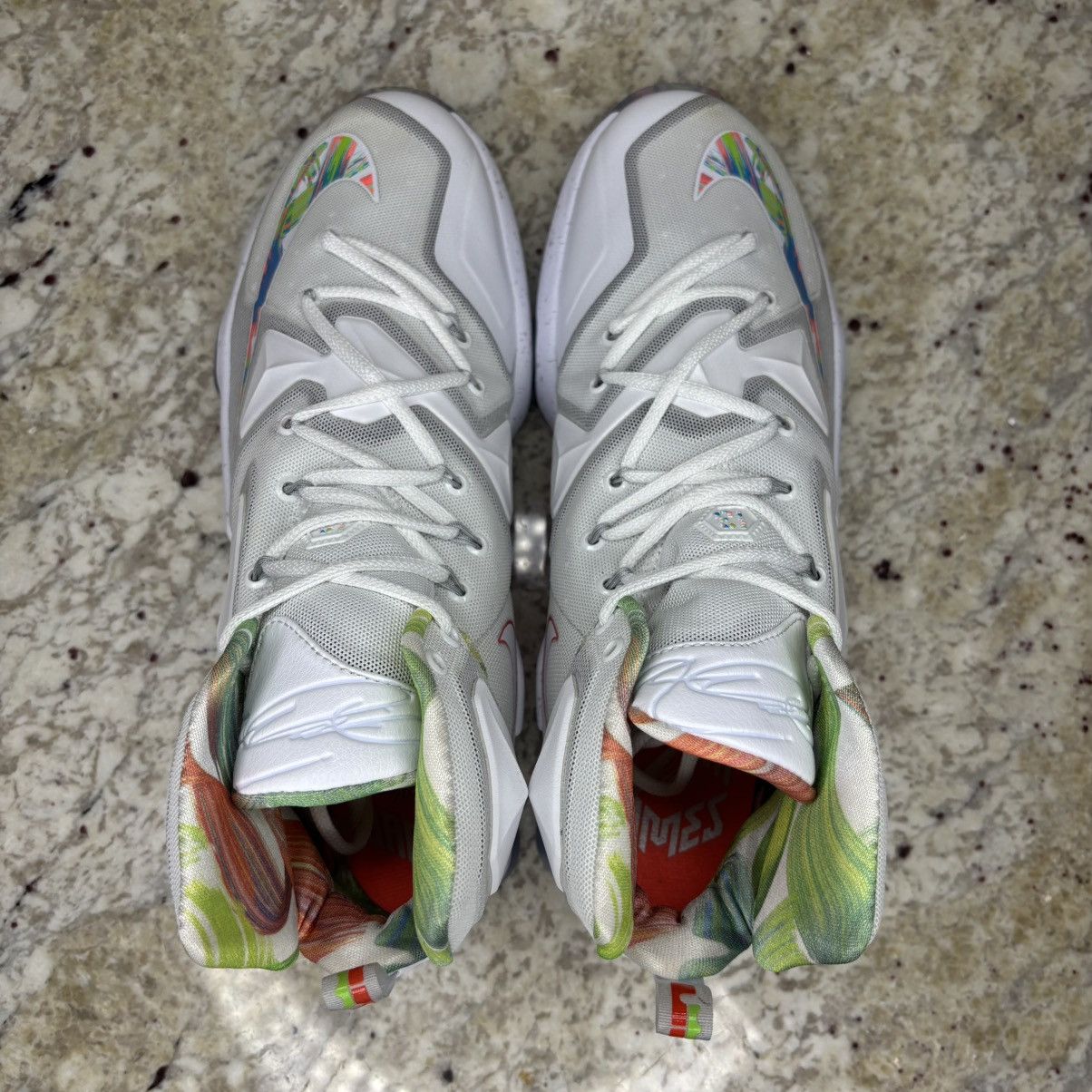 Nike Size 11.5 - Nike LeBron 13 Easter CLEAN W/Box Size US 11.5 / EU 44-45 - 6 Thumbnail