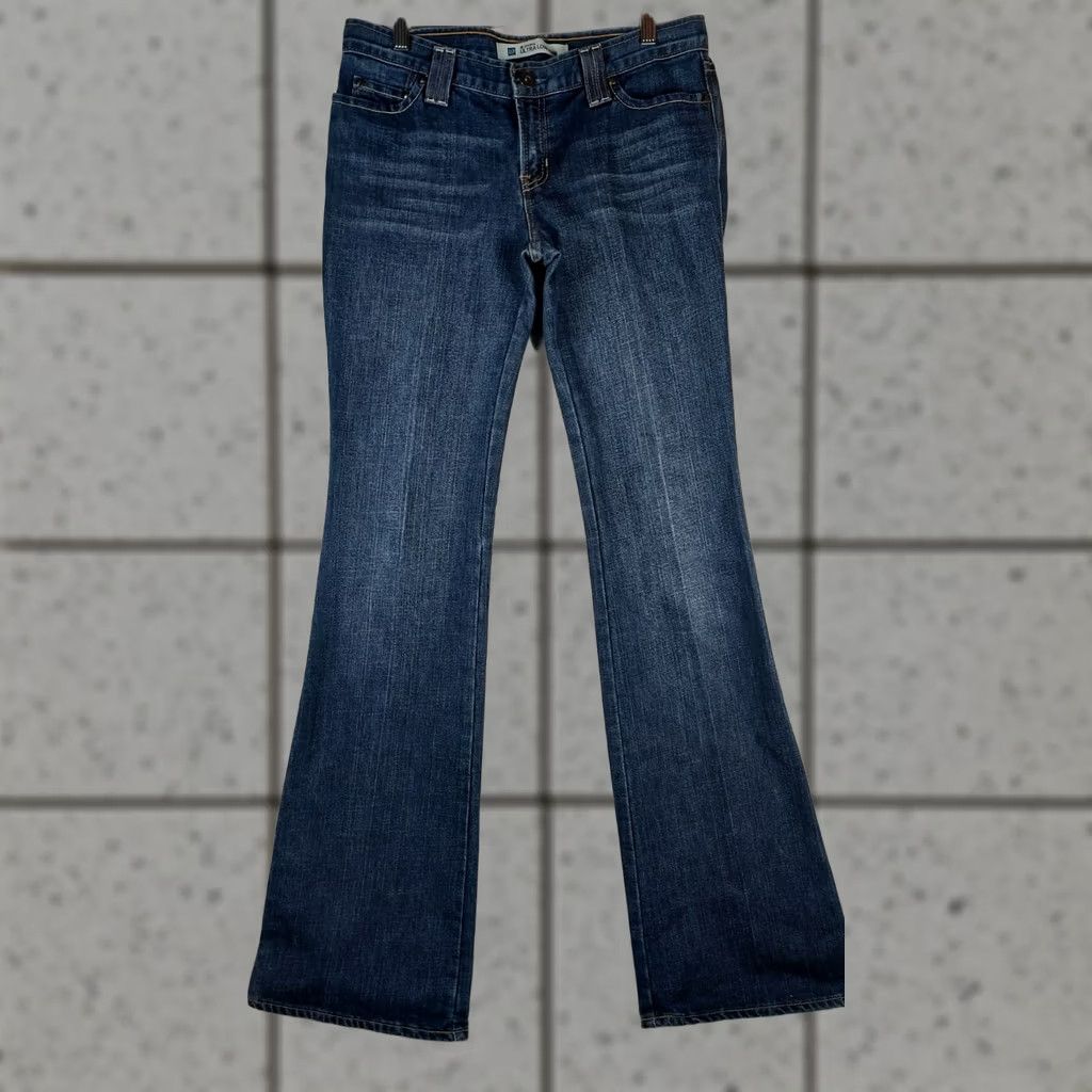 Gap GAP Original Ultra Low Rise Flare Jeans 8 Long Blue Bootcut 5-Pocket Denim Women Size 8 Active Regular Spring Summer Fall Winter Bootscut? Size 30" / US 8 / IT 44 - 1 Thumbnail