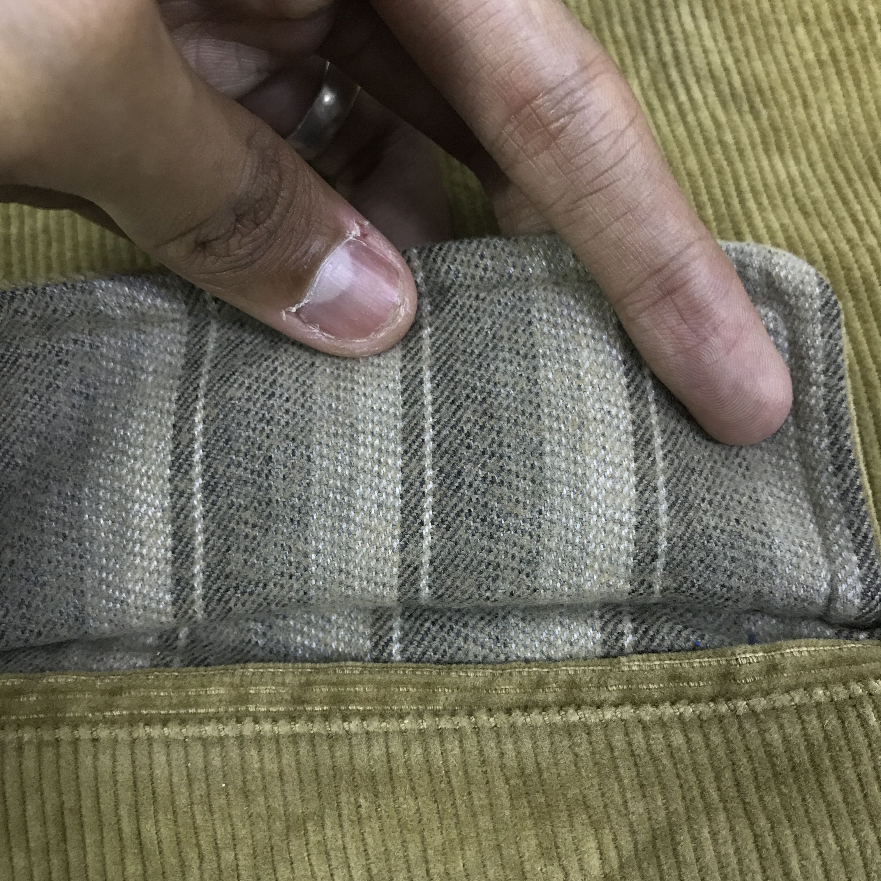 Calvin Klein Vintage Calvin Klein Waistcoats Corduroy Vest K124B10 Size US M / EU 48-50 / 2 - 9 Thumbnail