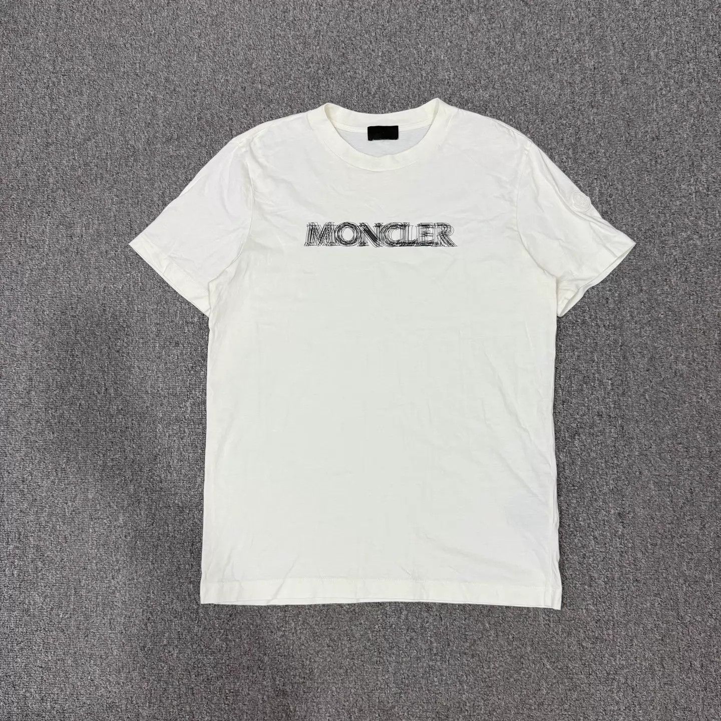 Moncler Moncler White Logo Short Sleeve T-Shirt S 99 New Size US S / EU 44-46 / 1 - 1 Thumbnail