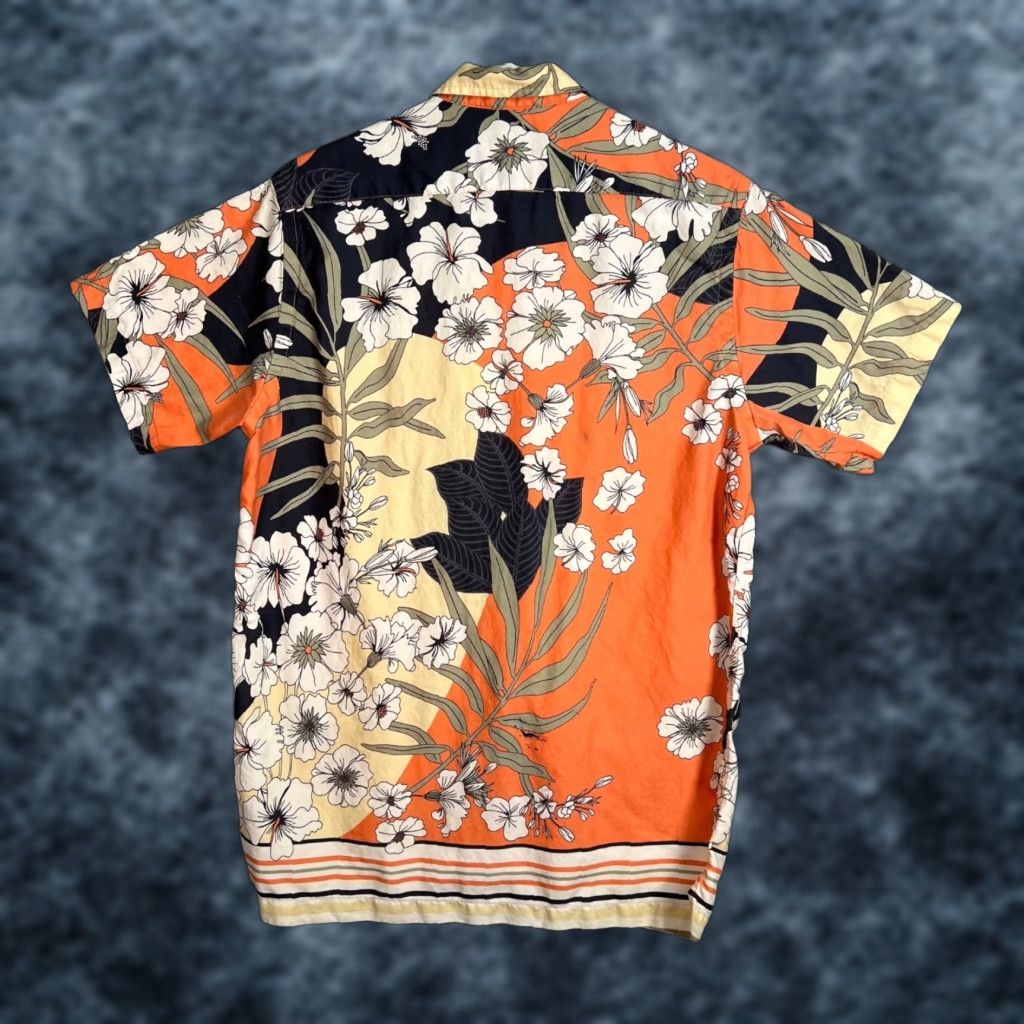 Cremieux Cremieux Mens Small Floral Hawaiian Shirt Orange/Navy Cotton Blend Short Sleeve Shirt Adults Small Floral Hawaiian Theme Pockets Mens Size US S / EU 44-46 / 1 - 1 Thumbnail