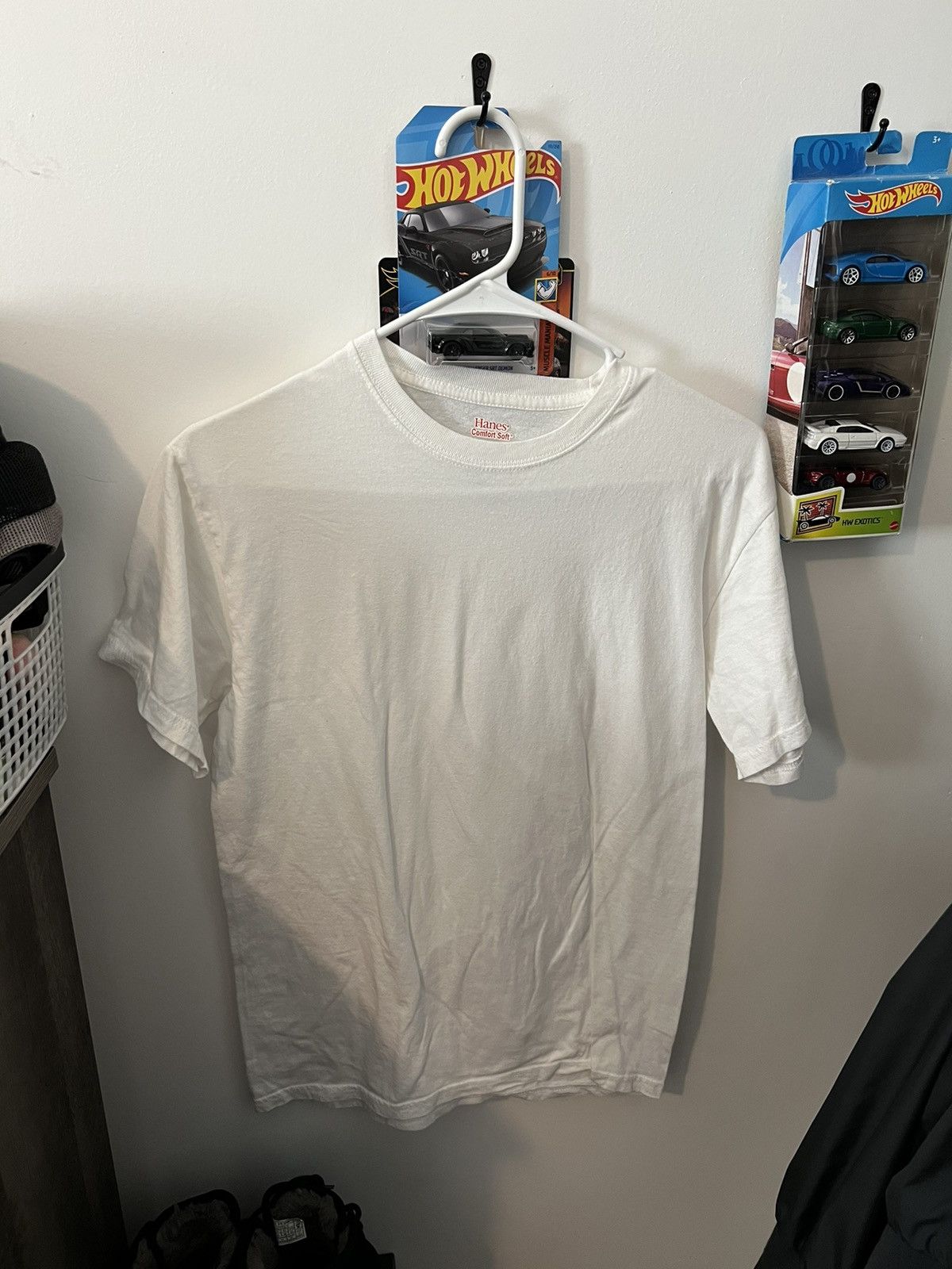 Supreme Hanes Supreme White tshirt Size US S / EU 44-46 / 1 - 1 Thumbnail