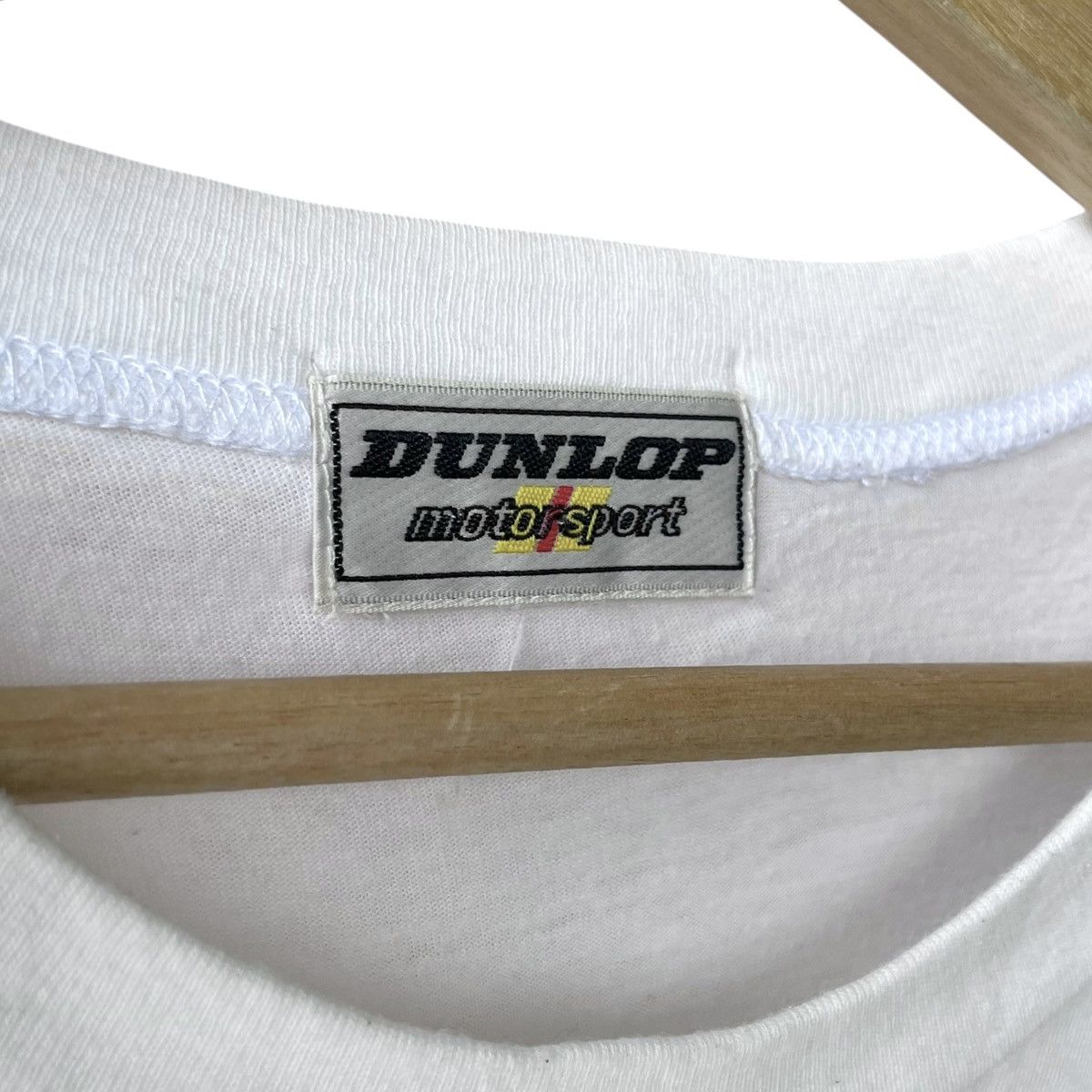 Vintage Dunlop Motorsports Racing Japan Vintage 1980s Logo Tee Size US L / EU 52-54 / 3 - 7 Thumbnail