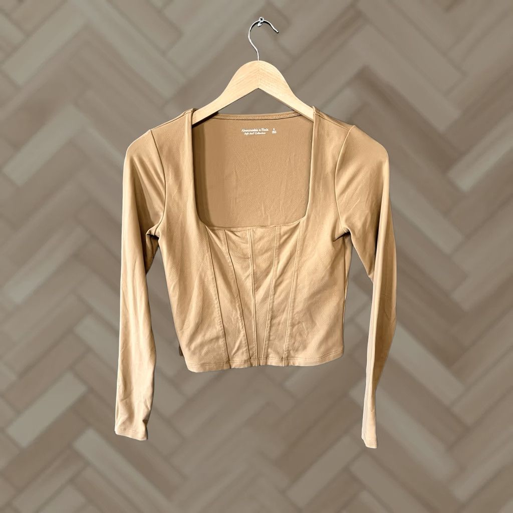 Abercrombie & Fitch Abercrombie & Fitch Womens T-Shirt Long Sleeve Yellow Size S Size S / US 4 / IT 40 - 1 Thumbnail