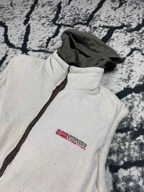 Other Vintage puffer vest brown white double-sided fleece S Size US S / EU 44-46 / 1 - 7 Thumbnail