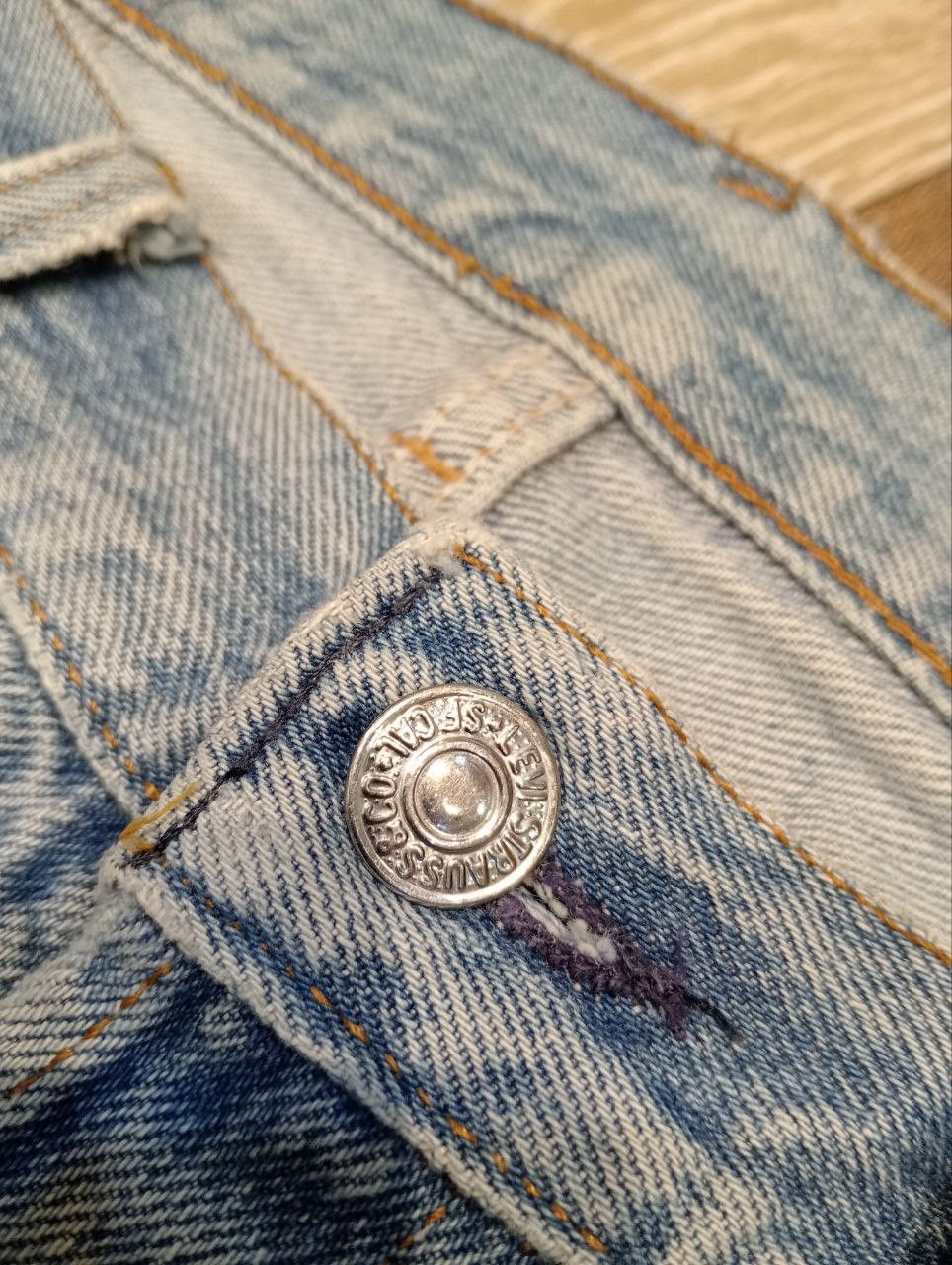 Levi's Vintage Clothing VINTAGE LEVI'S 501 BLUE DISTRESSED DENIM JEANS Size US 36 / EU 52 - 9 Thumbnail