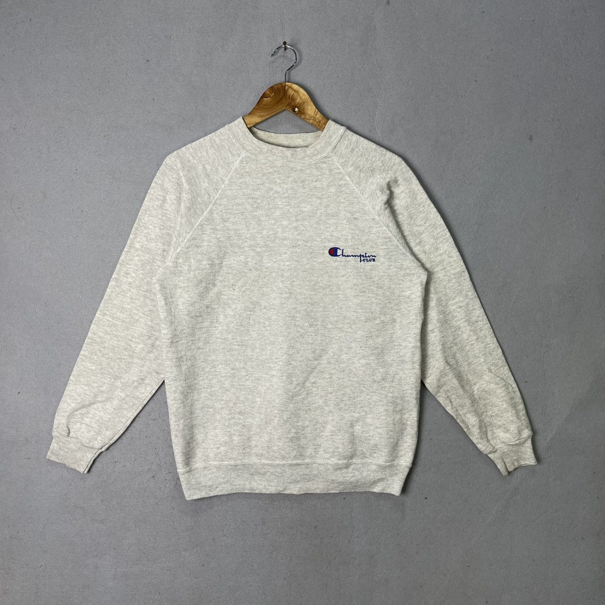 Hanes Champion Embroidered Logo Crewneck Sweatshirt – Grey (Size M Size US M / EU 48-50 / 2 - 1 Thumbnail