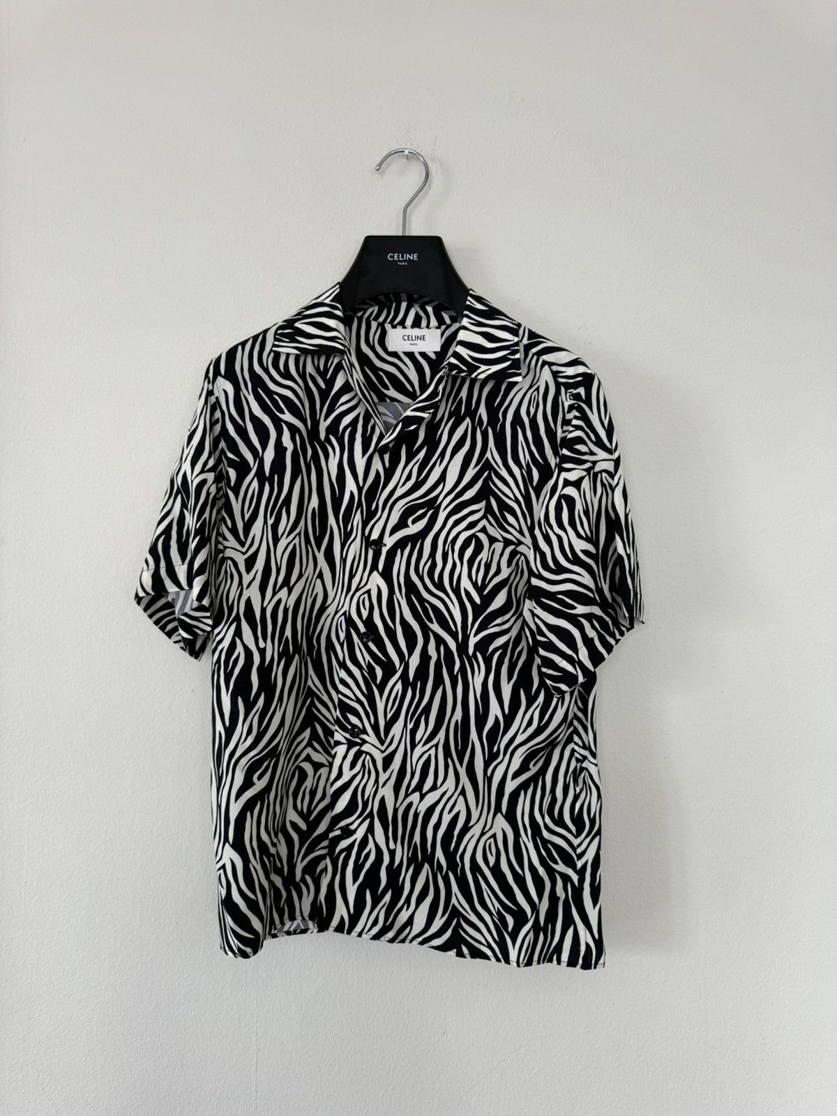 Celine × Hedi Slimane CELINE HAWAIIAN SHIRT IN PRINTED VISCOSE OFF WHITE / BLACK Size US S / EU 44-46 / 1 - 7 Thumbnail