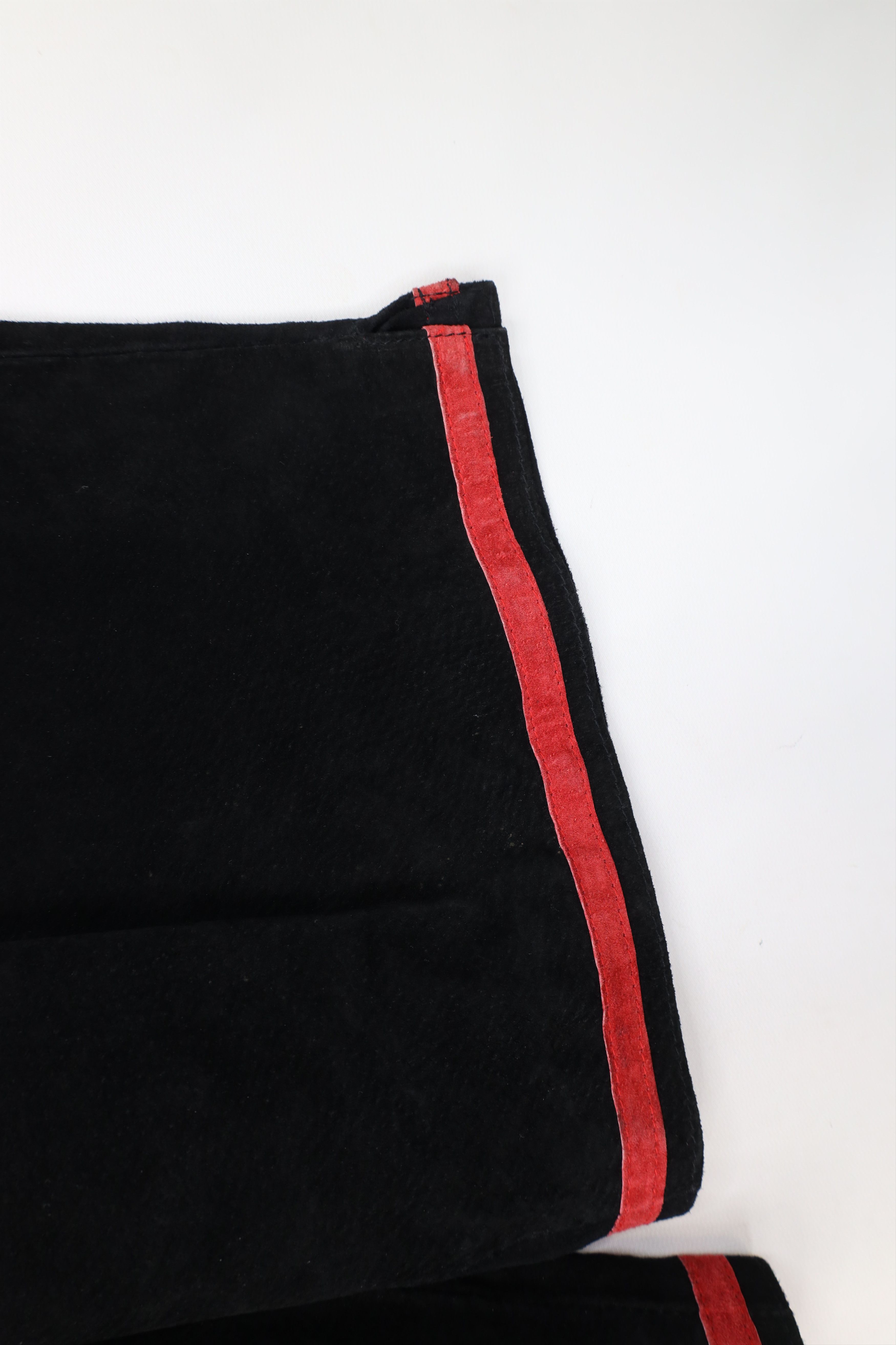 Vintage Vintage 90s Streetwear Striped Pleated Suede Leather Shorts Size US 30 / EU 46 - 7 Thumbnail