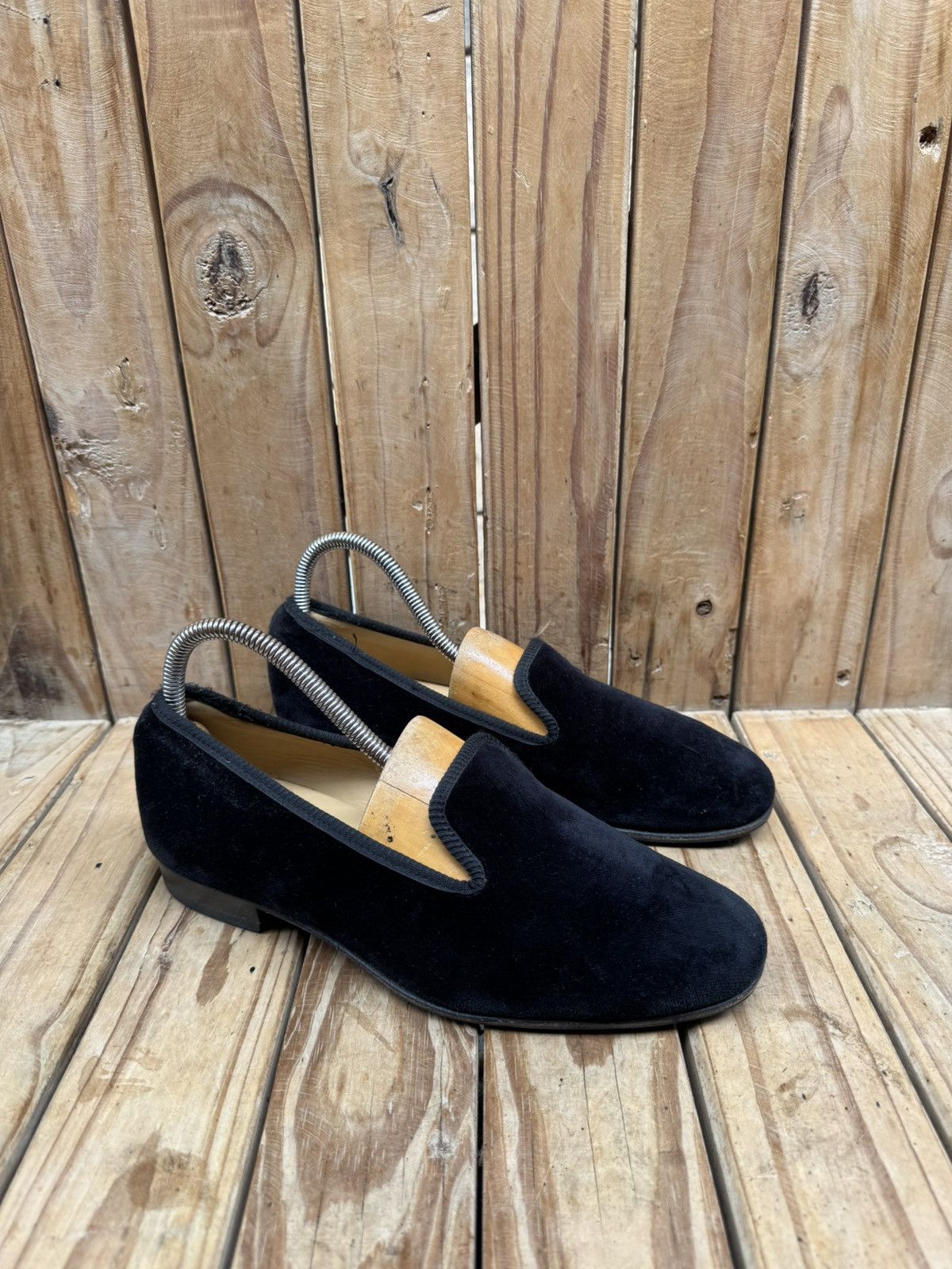Tricker's Tricker’s black velvet mens pull on loafers UK 7 USA 8 Size US 7 / EU 40 - 2 Thumbnail
