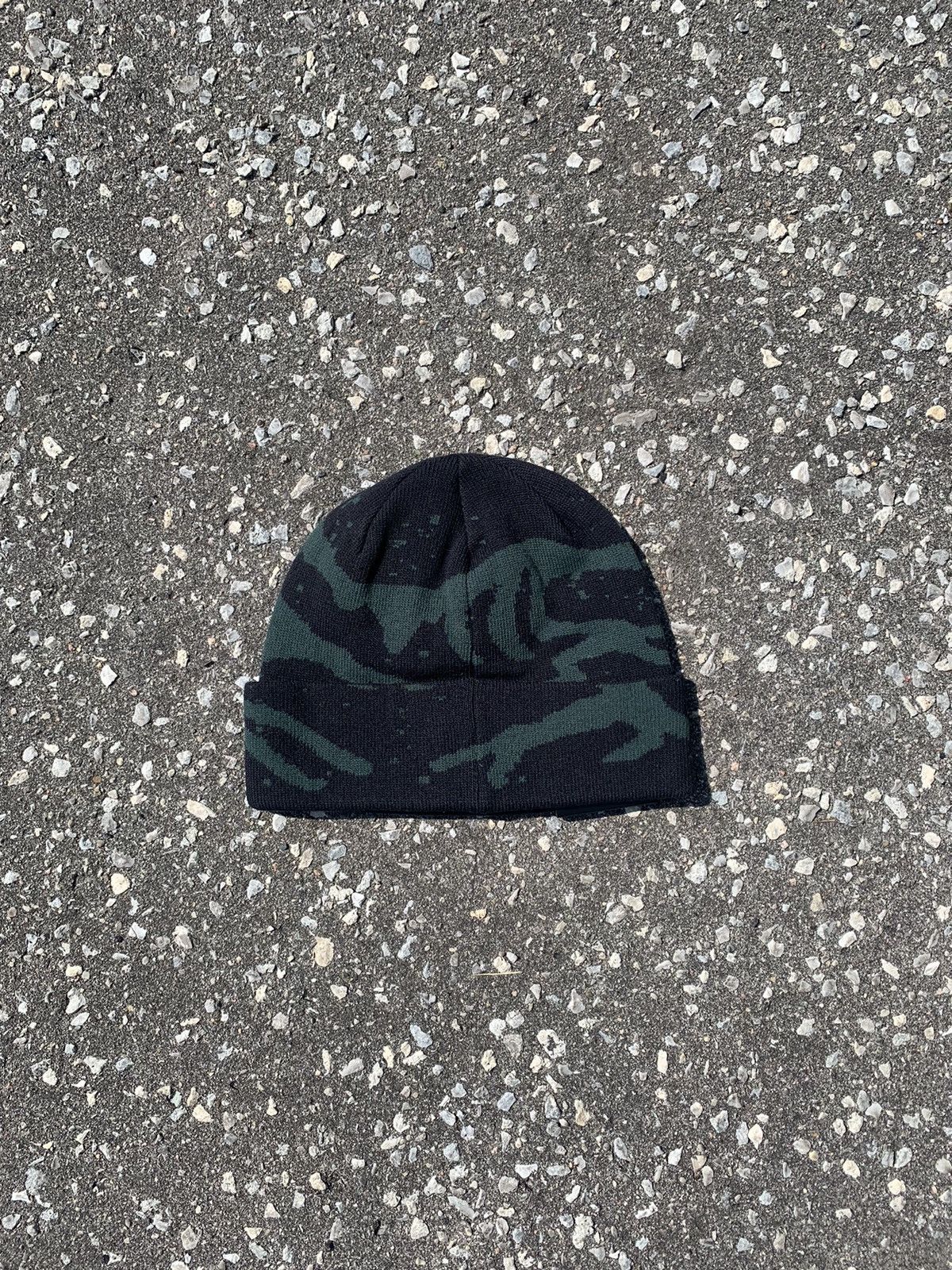 Arc'teryx Arc'teryx Grotto Toque Dark Magic | Grailed