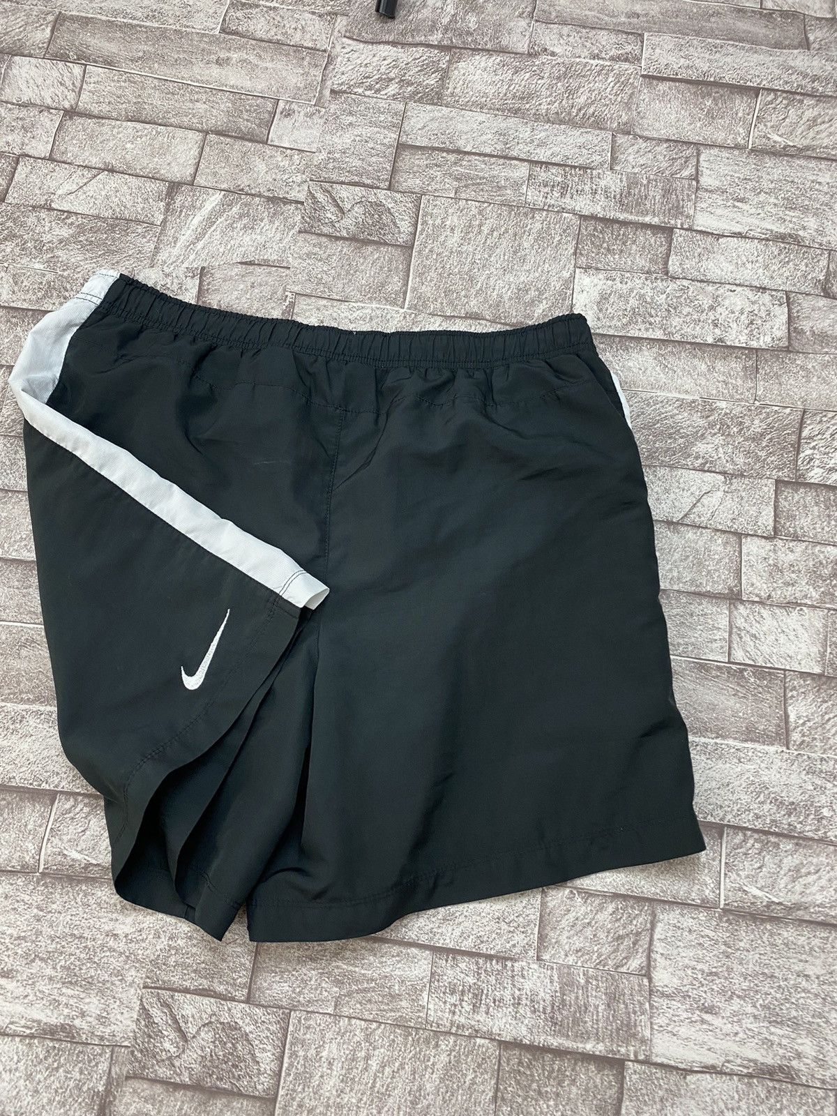 Japanese Brand × Nike × Vintage Nike Hype Vintage Nylon y2k style shorts M Size US 32 / EU 48 - 9 Thumbnail