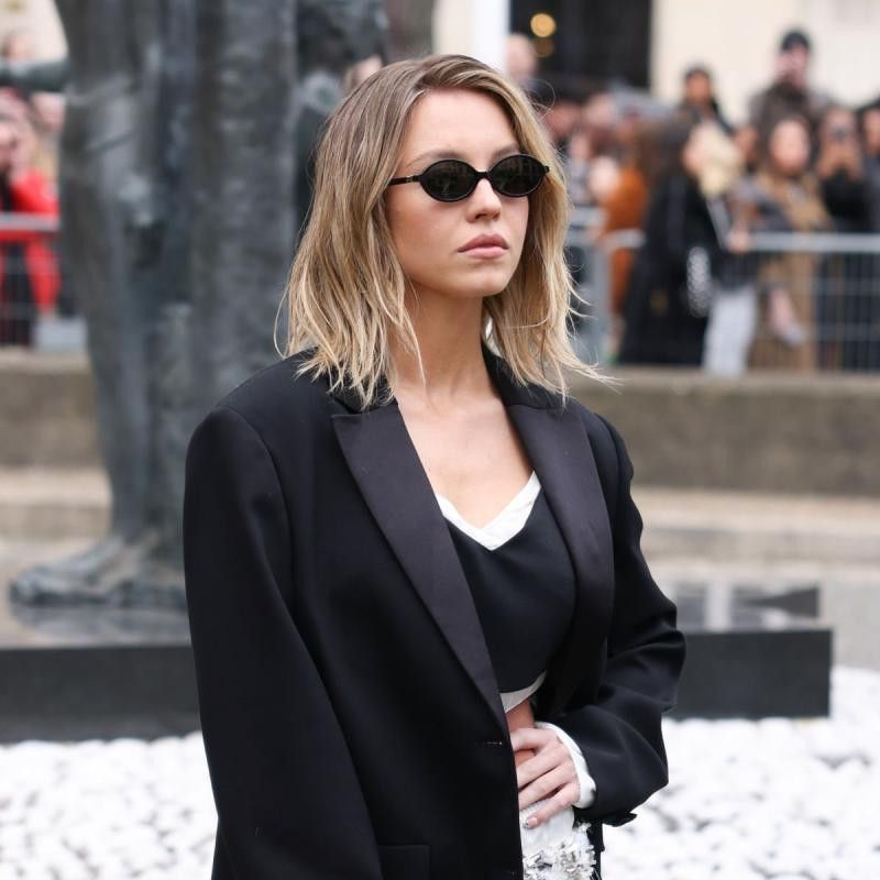 mmm！miu miu オーバル ブラックサングラス NEW Miu Miu MU04ZS Black Oval Sunglasses