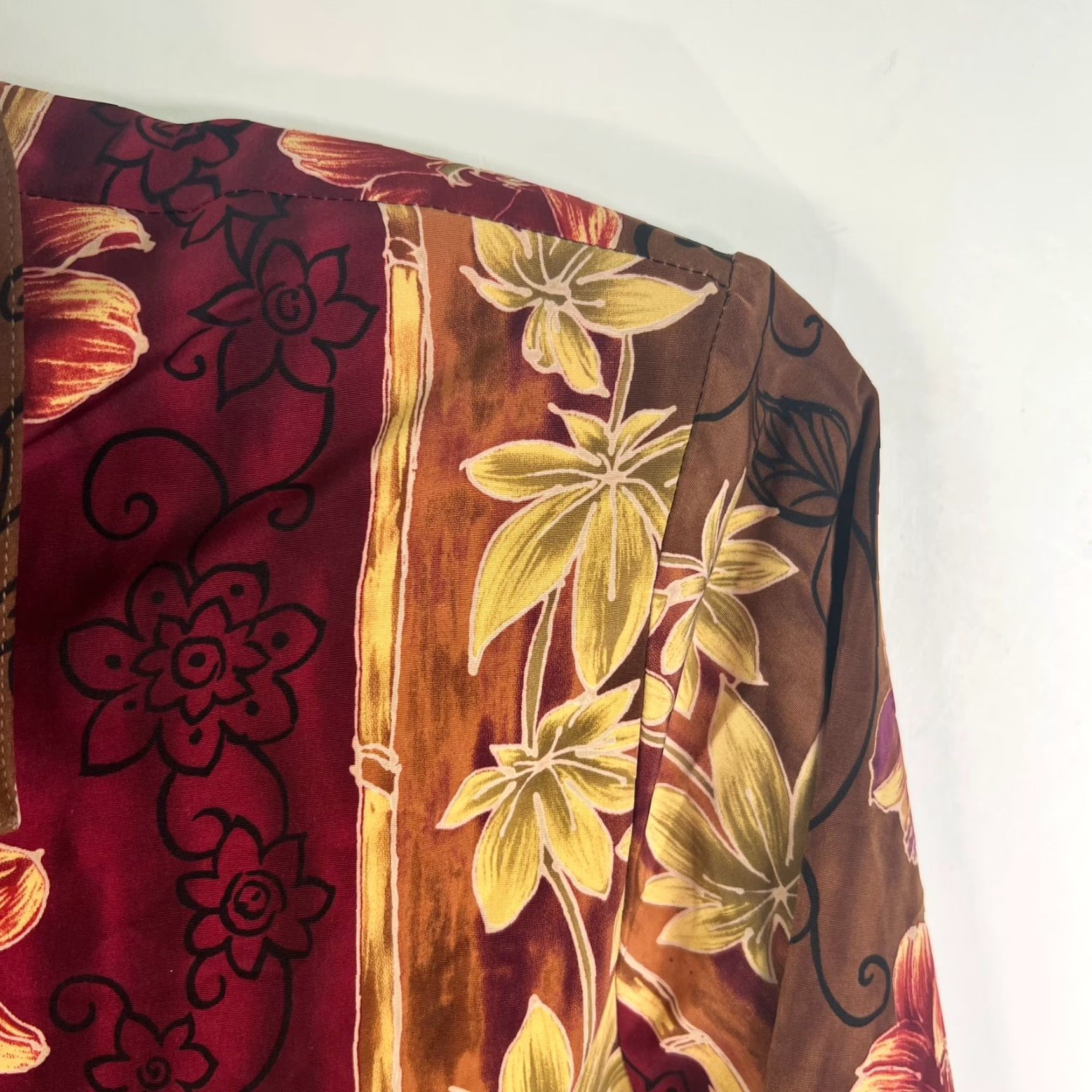 Vintage VINTAGE Appleseed's Blouse Shirt Womens Size 18W Maroon Ploy Floral Casual Sleeve Button Size XXL / US 16-18 / IT 52-54 - 2 Thumbnail