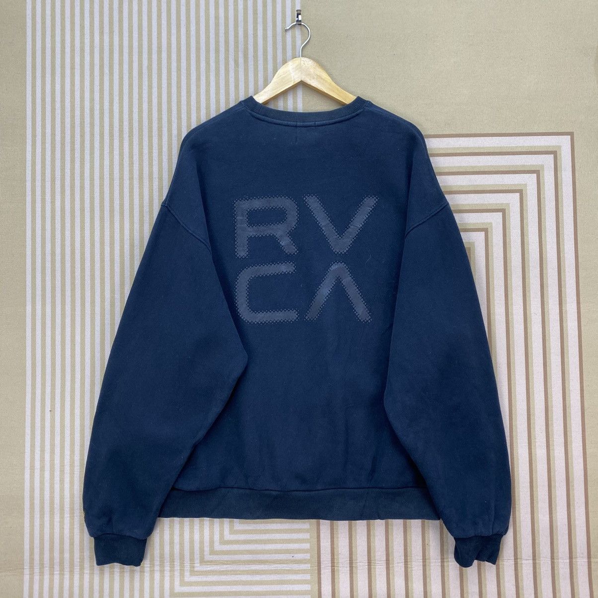 RVCA 🫶RVCA Big RVCA crewneck pullover sweatshirt Size US M / EU 48-50 / 2 - 1 Thumbnail