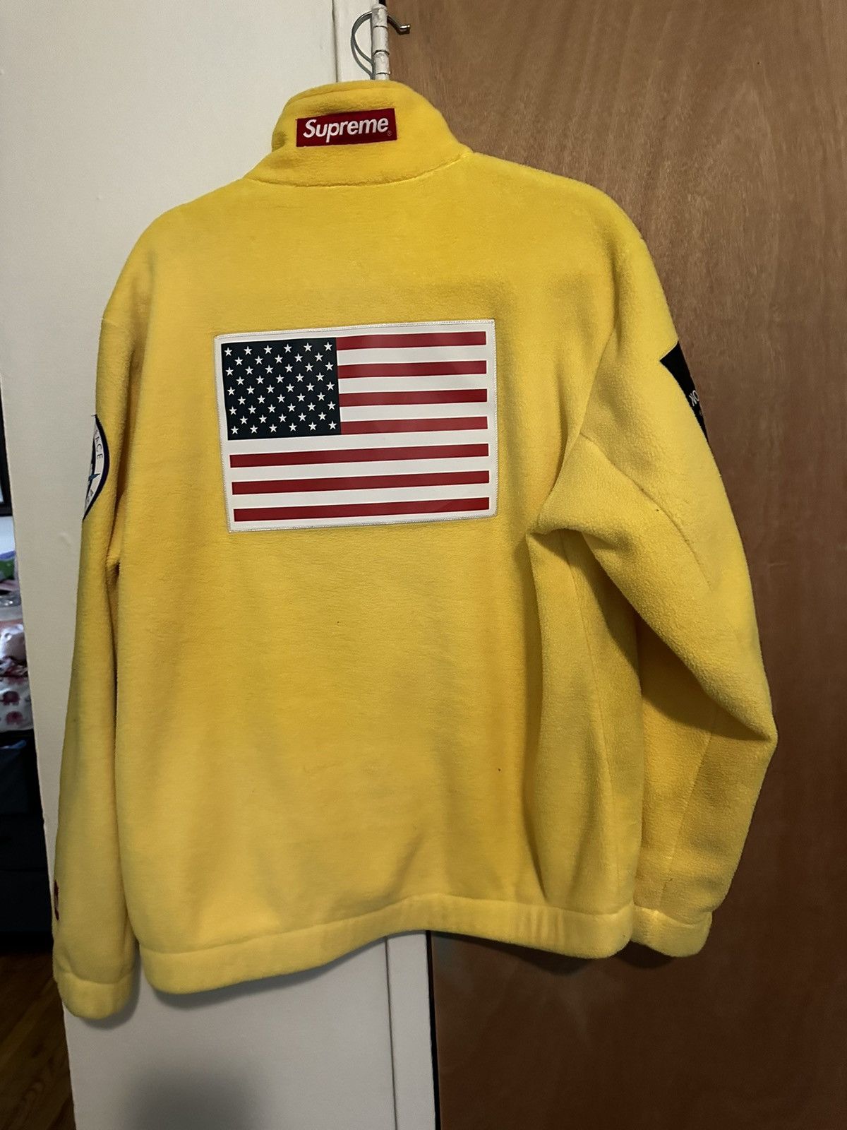 Supreme supreme trans fleece Size US M / EU 48-50 / 2 - 2 Thumbnail