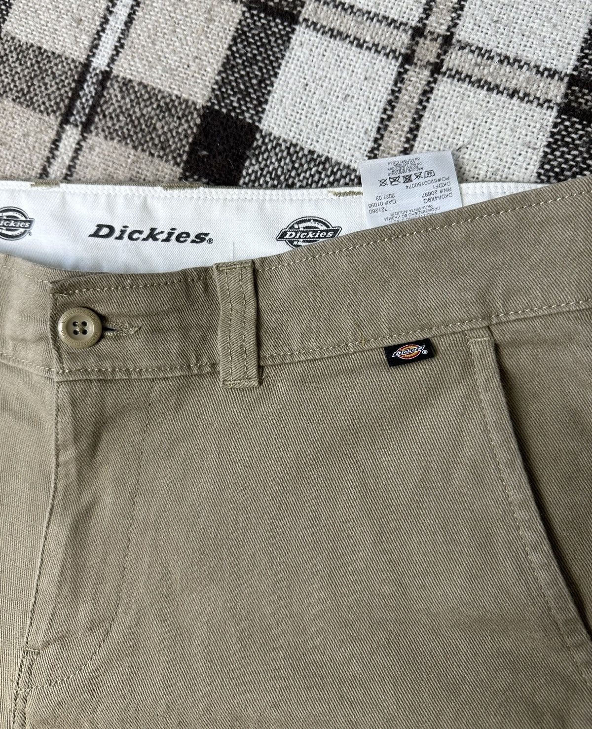 Dickies Dickies Slim Beige Jeans/ Chinos W33 perfect condition Size US 33 - 5 Thumbnail