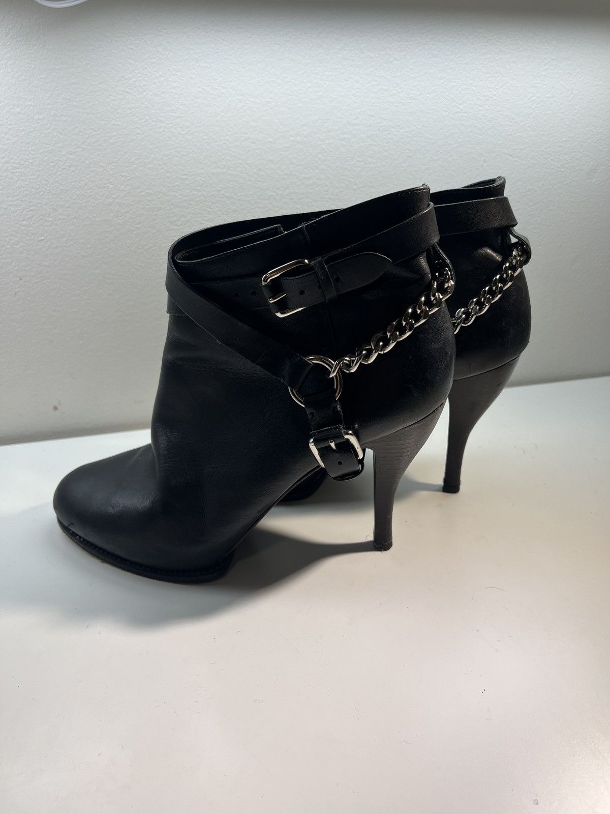 Alexander McQueen Alexander McQueen Chain Booties Size US 10 / IT 40 - 4 Thumbnail