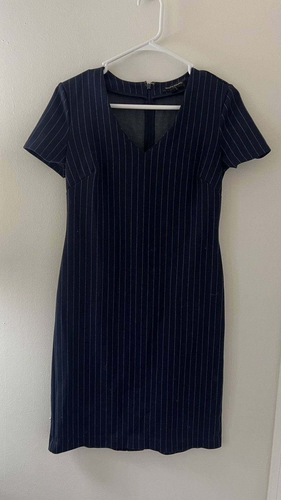 Banana Republic Banana Republic Navy stripped dress size 6 Size M / US 6-8 / IT 42-44 - 2 Thumbnail