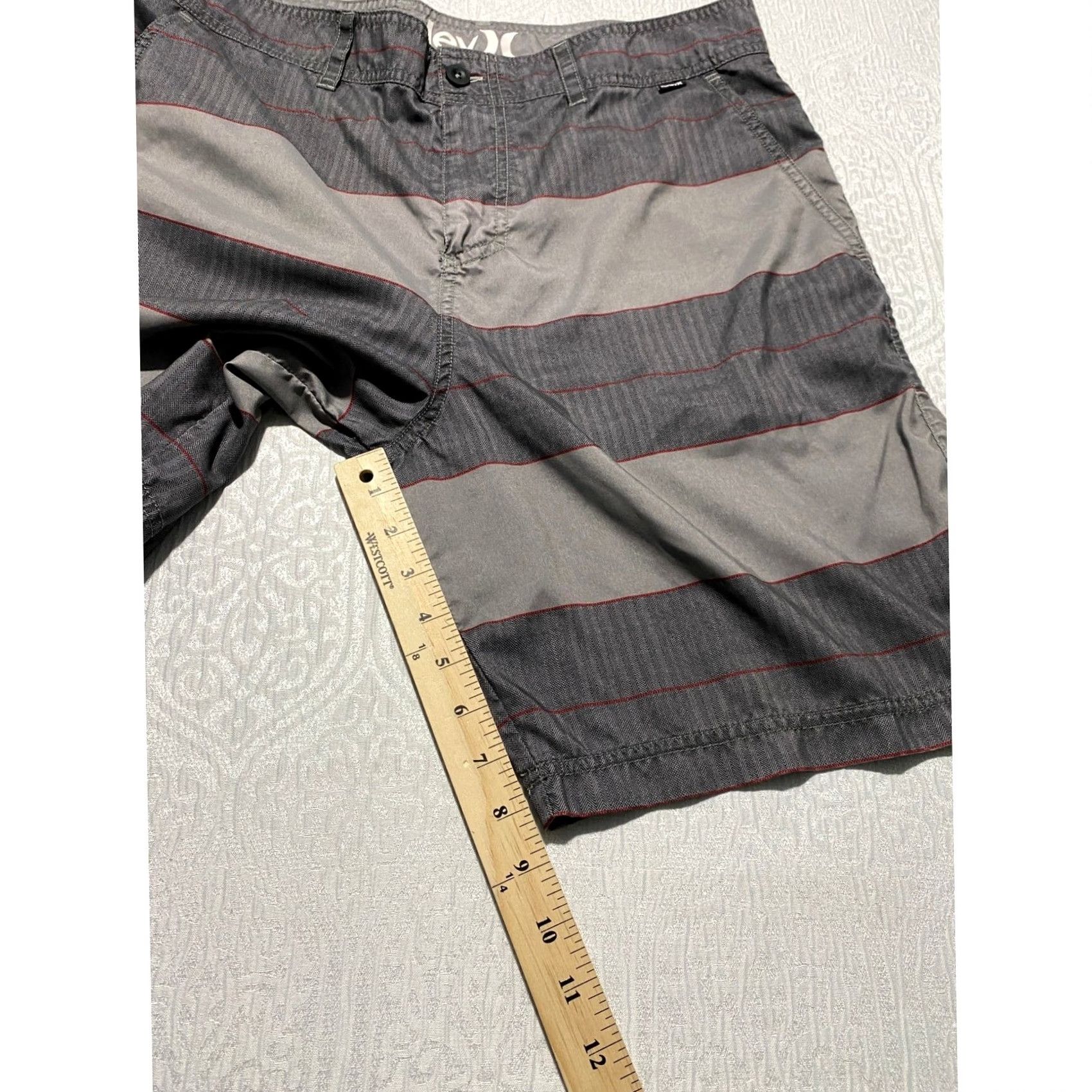 Hurley Hurley Mens Gray Striped Herringbone Board Shorts Size 36 MWS0000710 Surfing Beach Walk Shorts Size US 36 / EU 52 - 6 Thumbnail