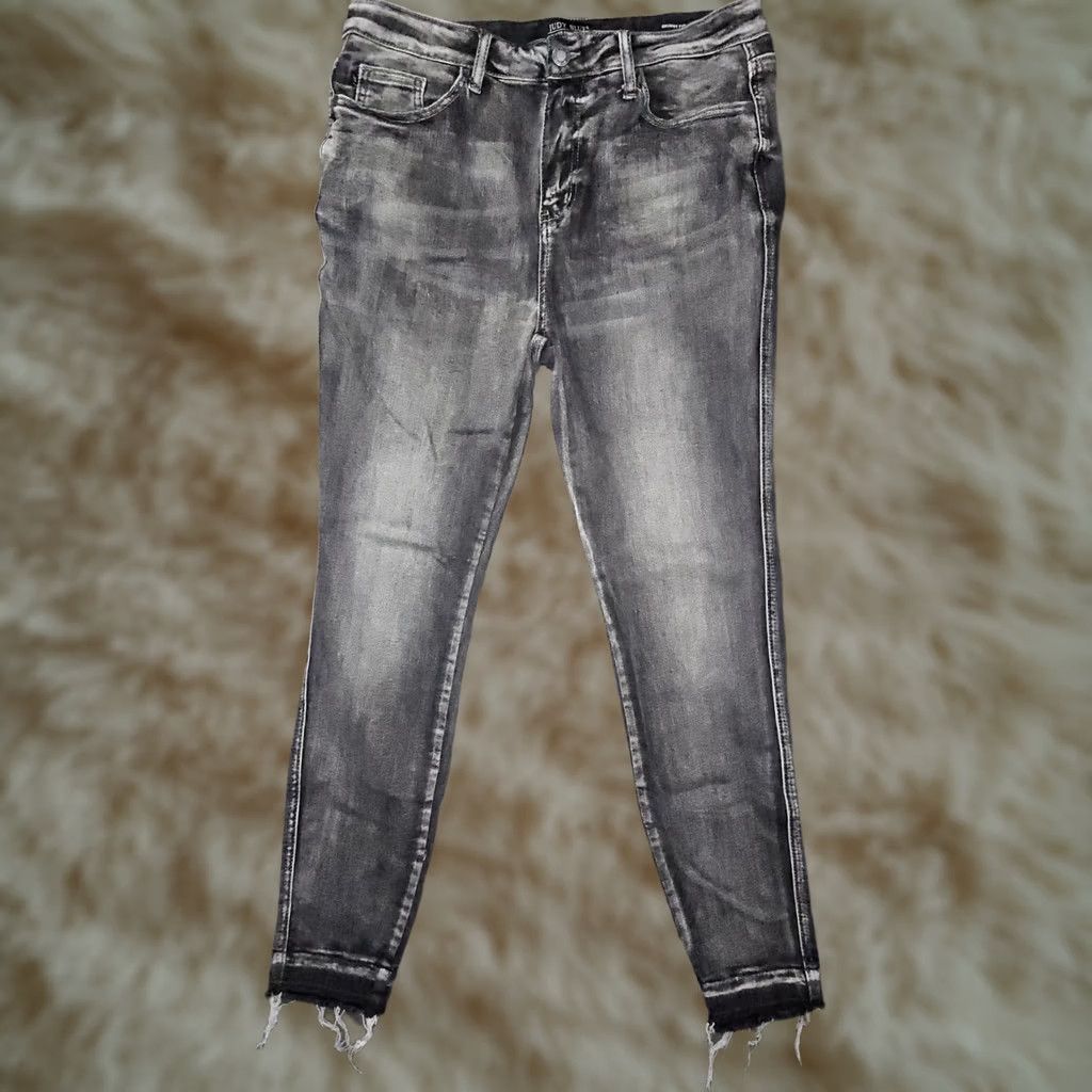 Vintage VINTAGE Judy Blue Skinny Fit Ankle Jeans Women's 13/31 Black Frayed Hem Stretch Preppy Size 34" / US 12 / IT 48 - 1 Thumbnail