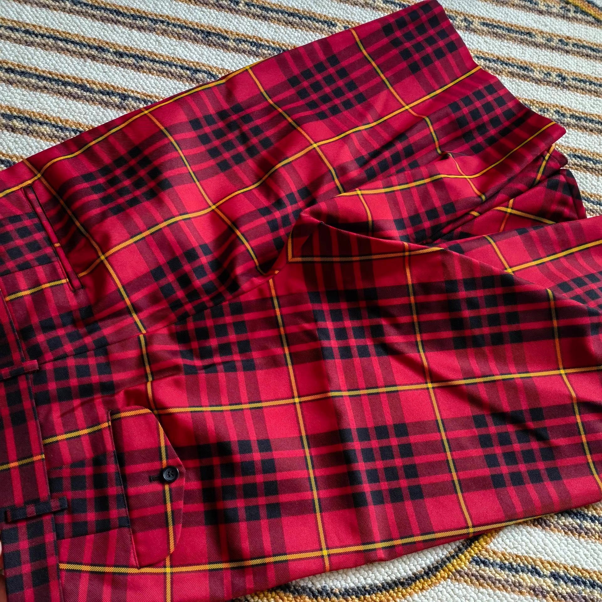Comme des Garcons Homme Plus Comme des Garçons Homme Plus shorts Q6 Size US 36 / EU 52 - 4 Thumbnail