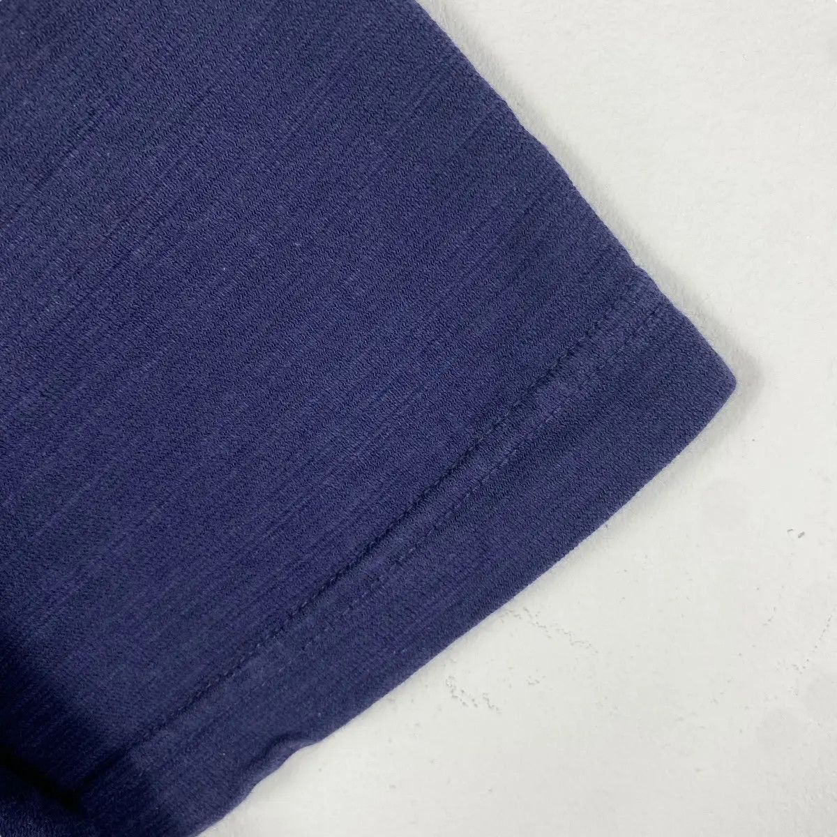 Indigo × Japanese Brand Japanese Traditional Indigo Great Wave Graphic Tee Shirt Size US L / EU 52-54 / 3 - 5 Thumbnail